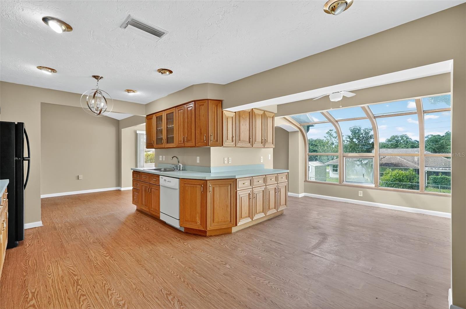 BEVERLY HILLS UNIT 07 - Residential