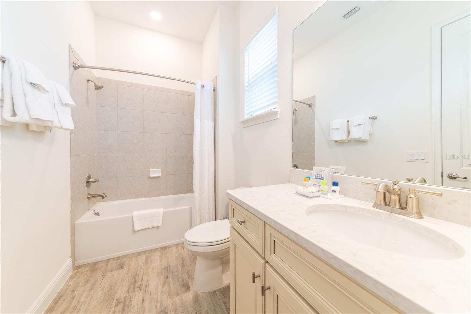 MARGARITAVILLE - Residential