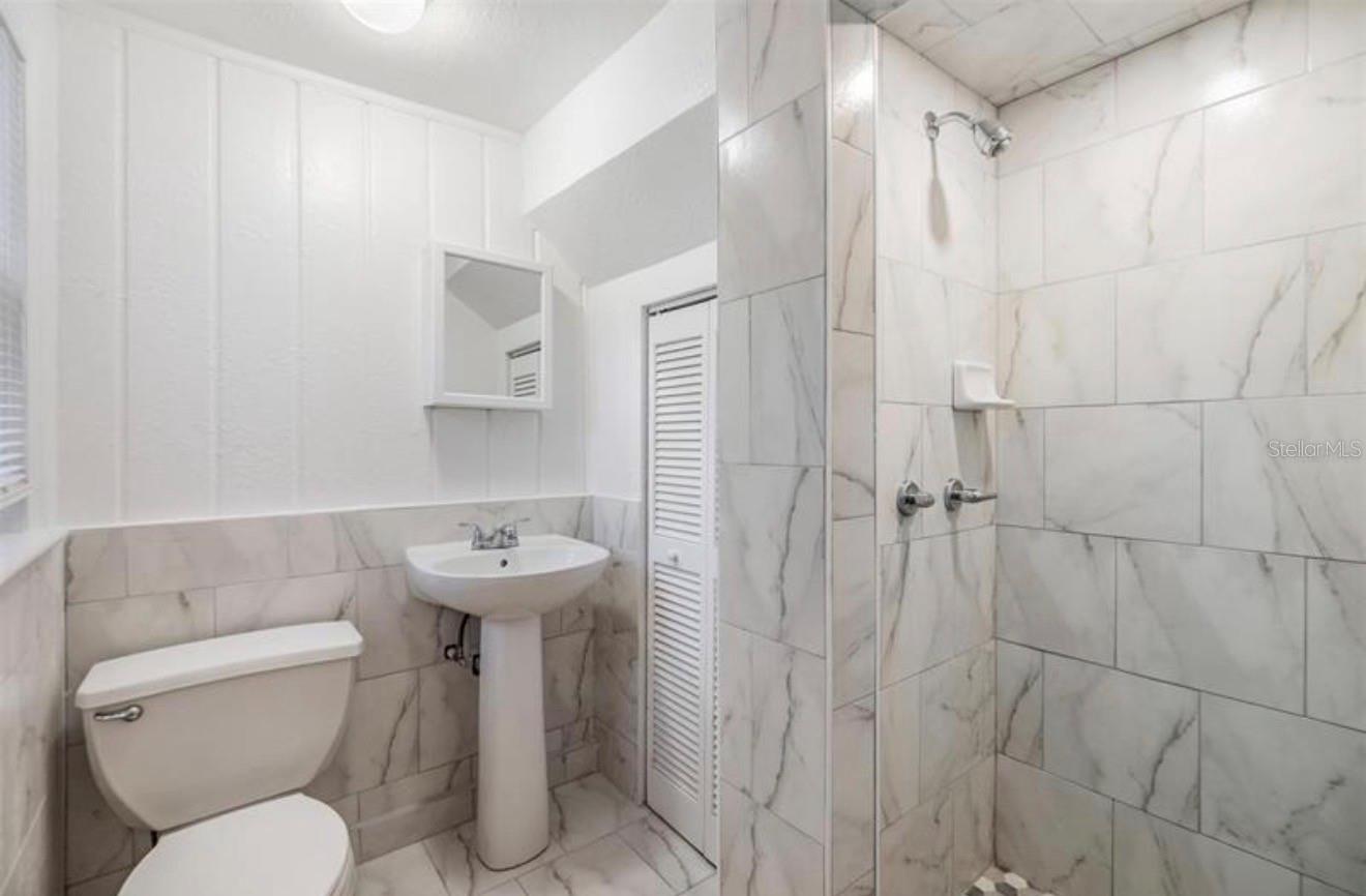 CUSHING - Residential Lease