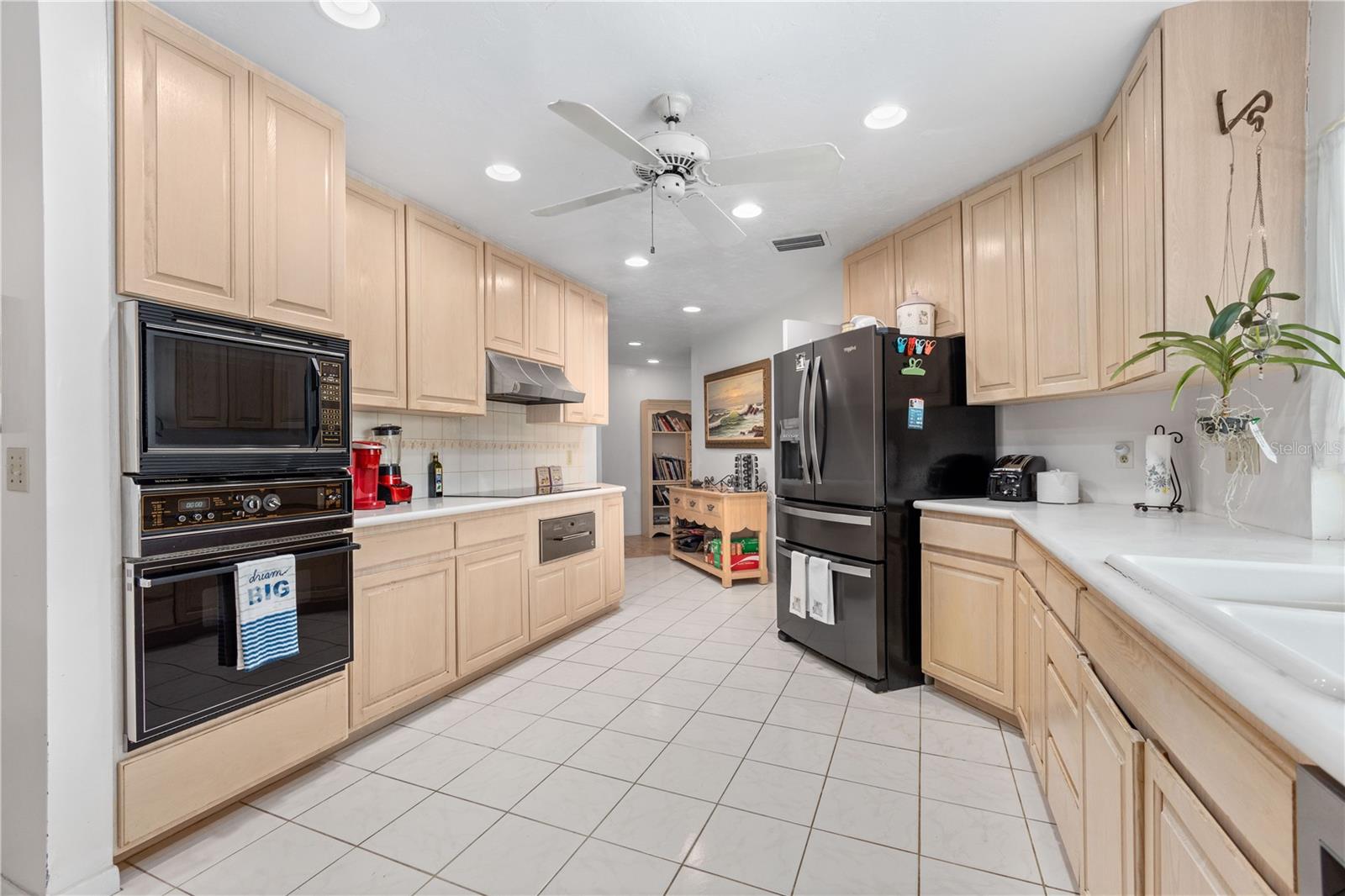 PRINCES GATE - Residential