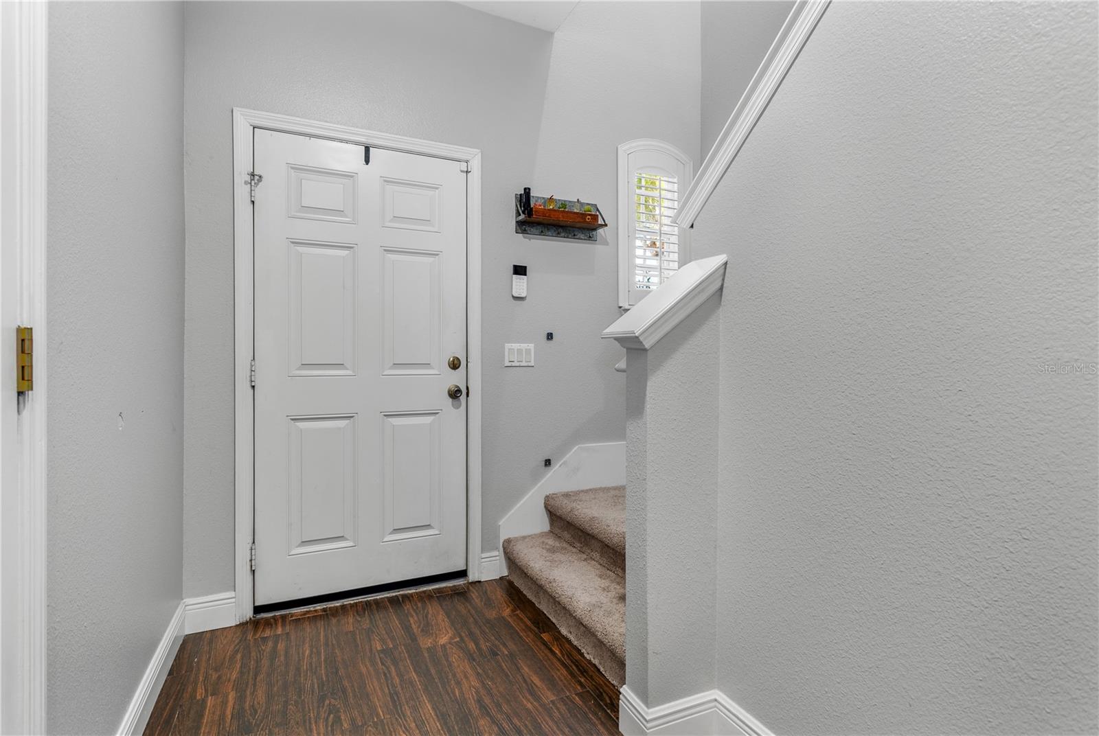 576 PINEBRANCH CIRCLE