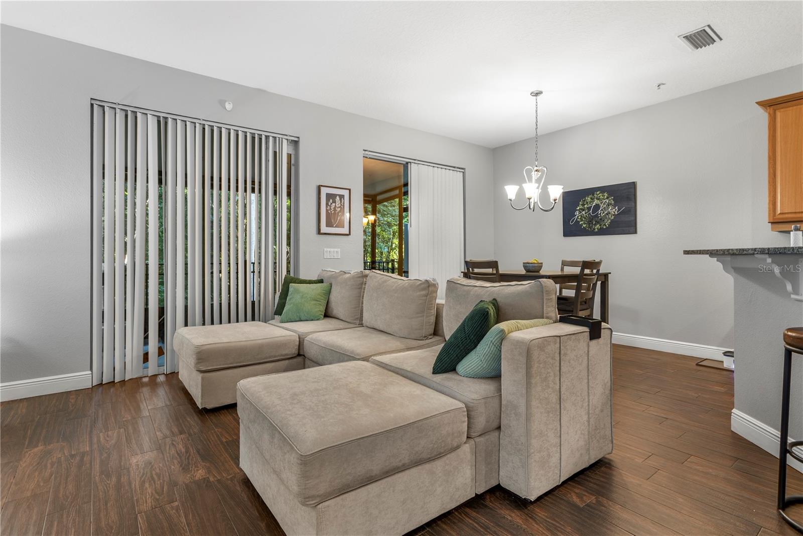 576 PINEBRANCH CIRCLE