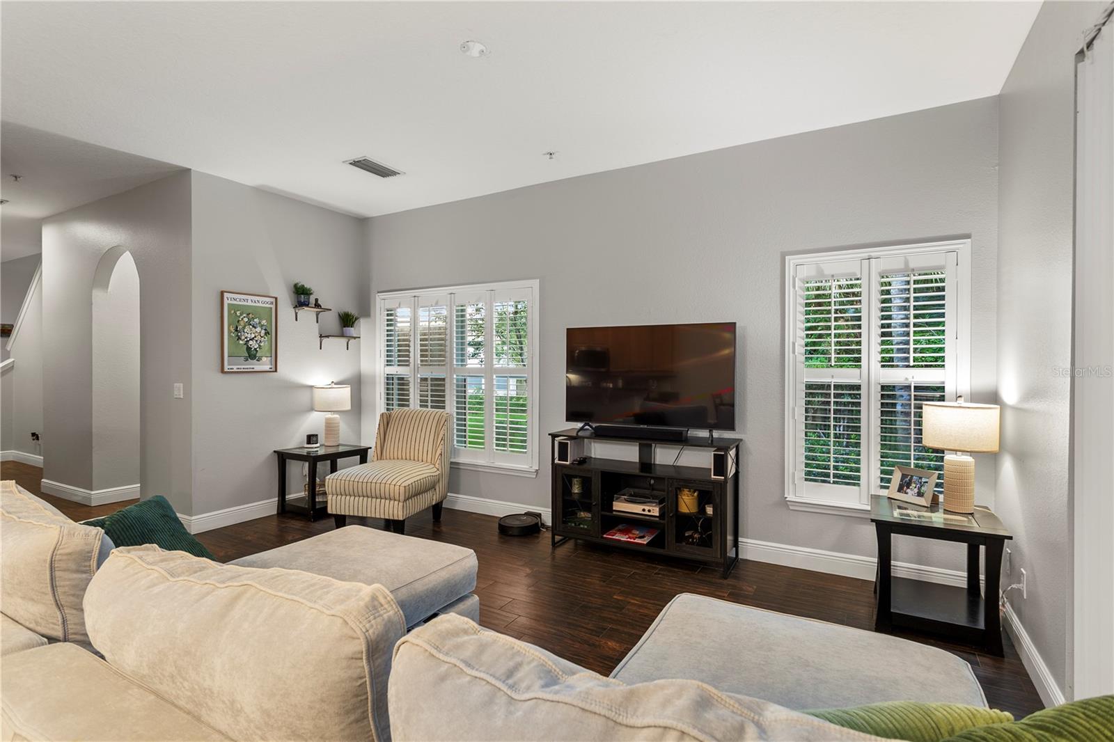 576 PINEBRANCH CIRCLE