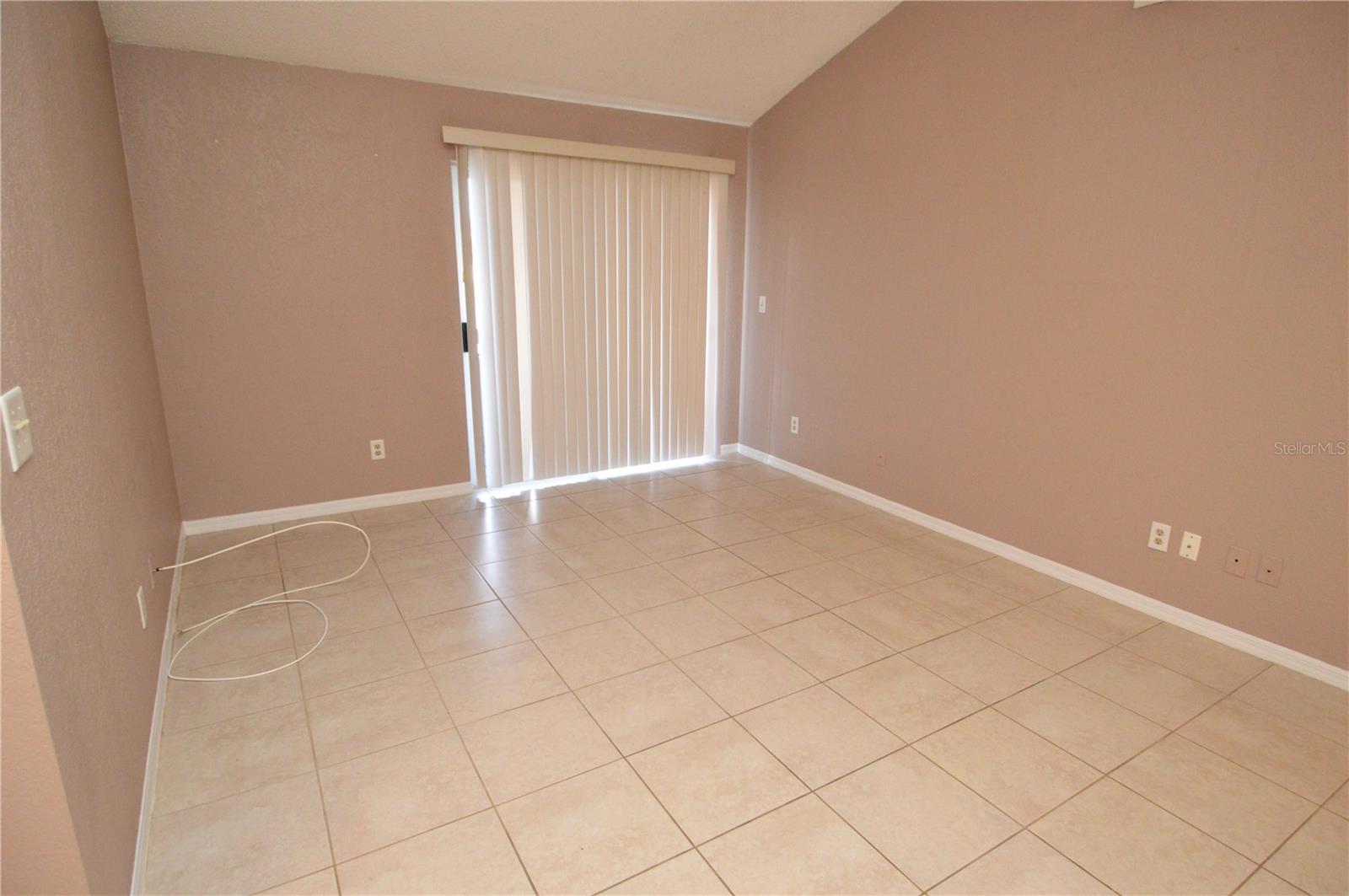 ITOPIA PRIVATE RESIDENCES CONDO - Residential Lease