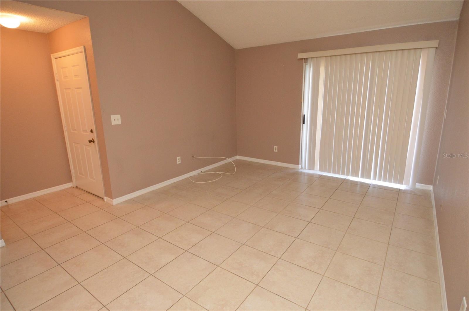 ITOPIA PRIVATE RESIDENCES CONDO - Residential Lease