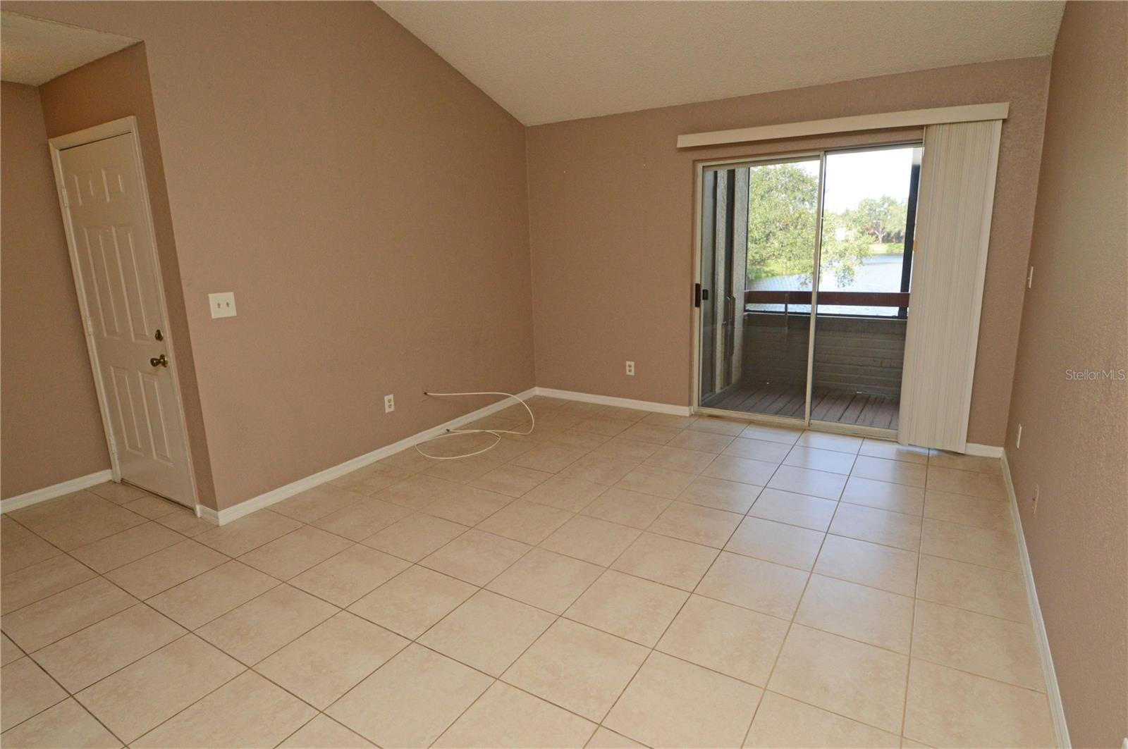 ITOPIA PRIVATE RESIDENCES CONDO - Residential Lease