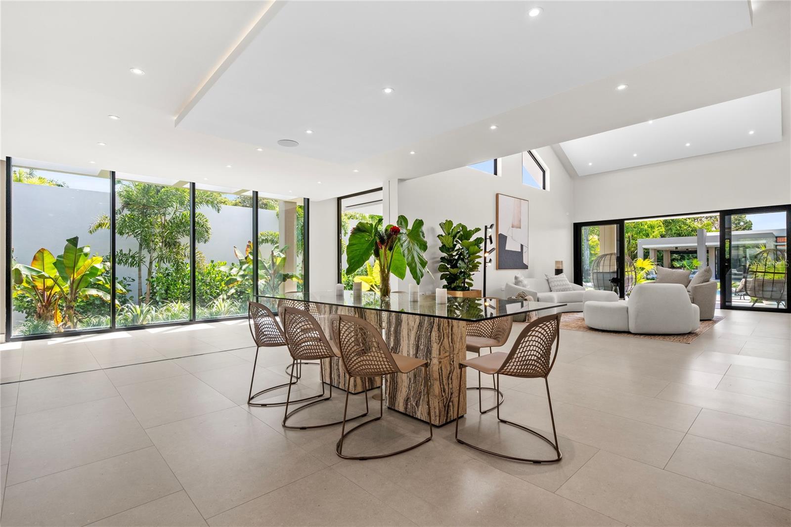 DORADO BEACH EAST - Residential