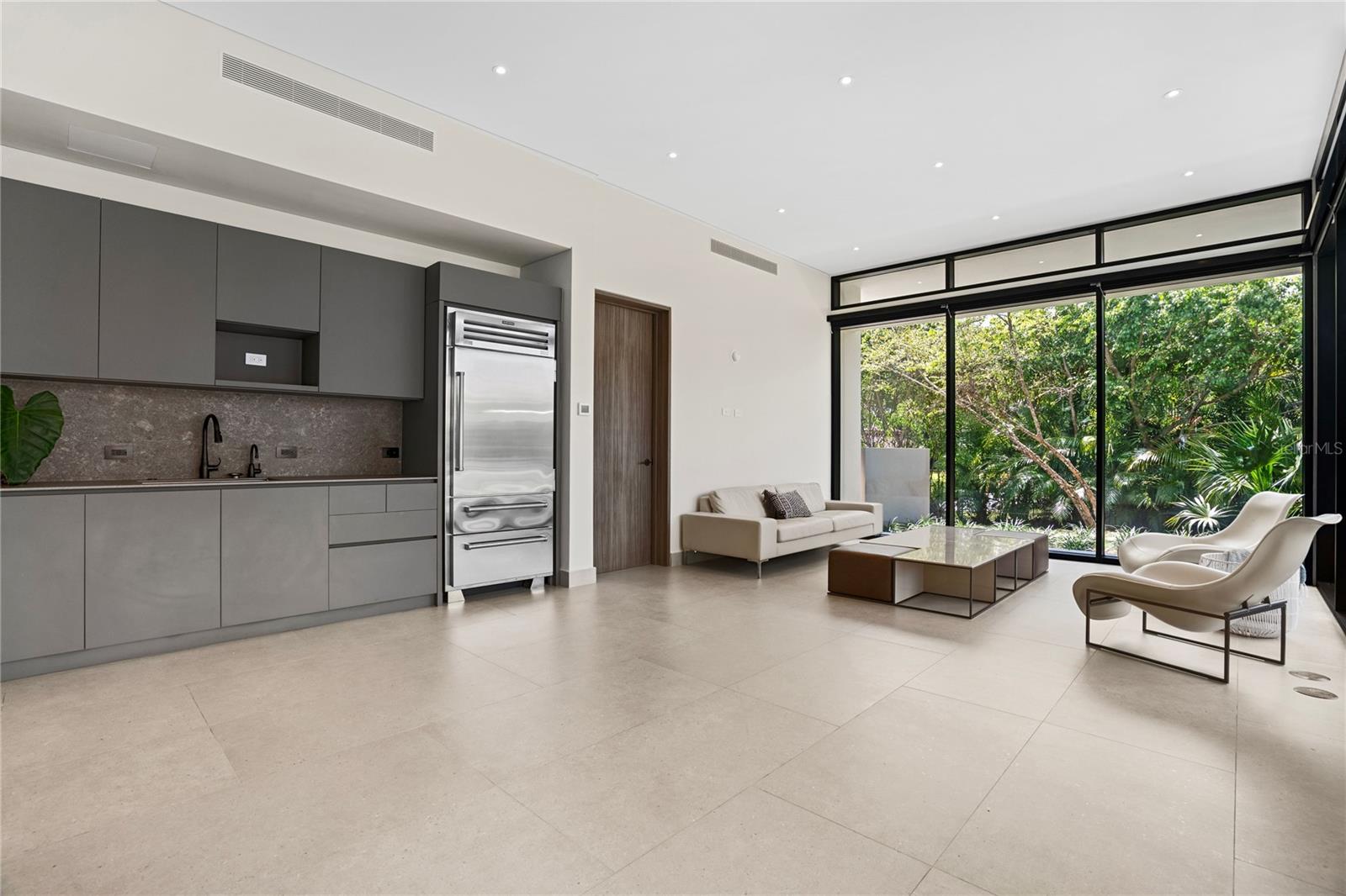 DORADO BEACH EAST - Residential