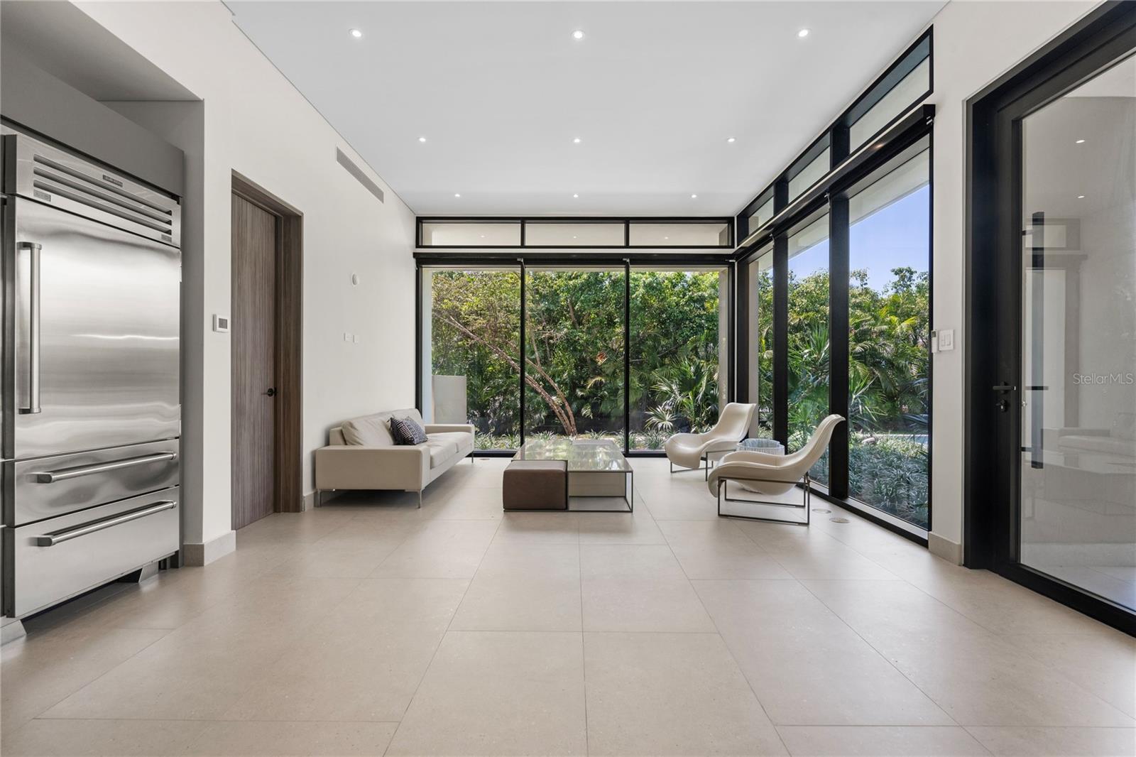 DORADO BEACH EAST - Residential