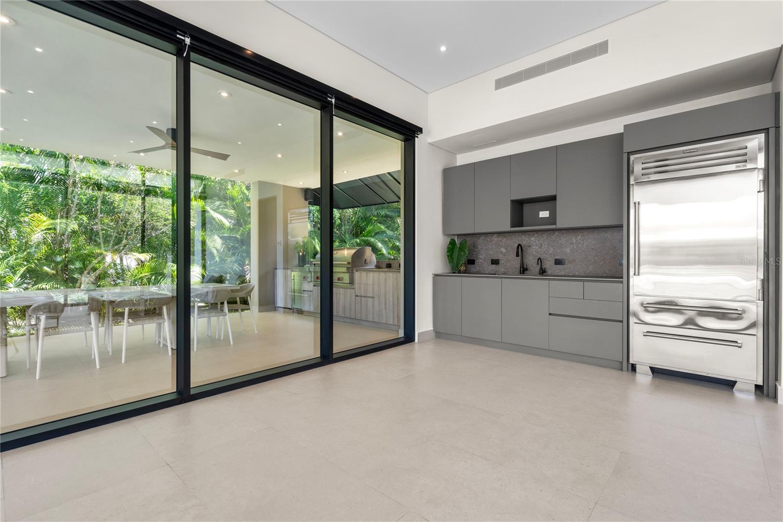 DORADO BEACH EAST - Residential