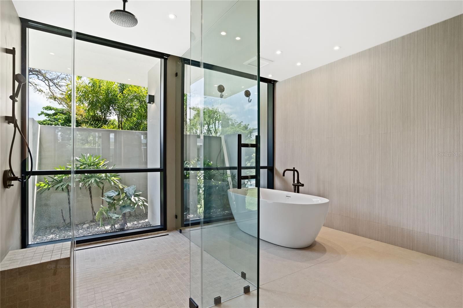 DORADO BEACH EAST - Residential