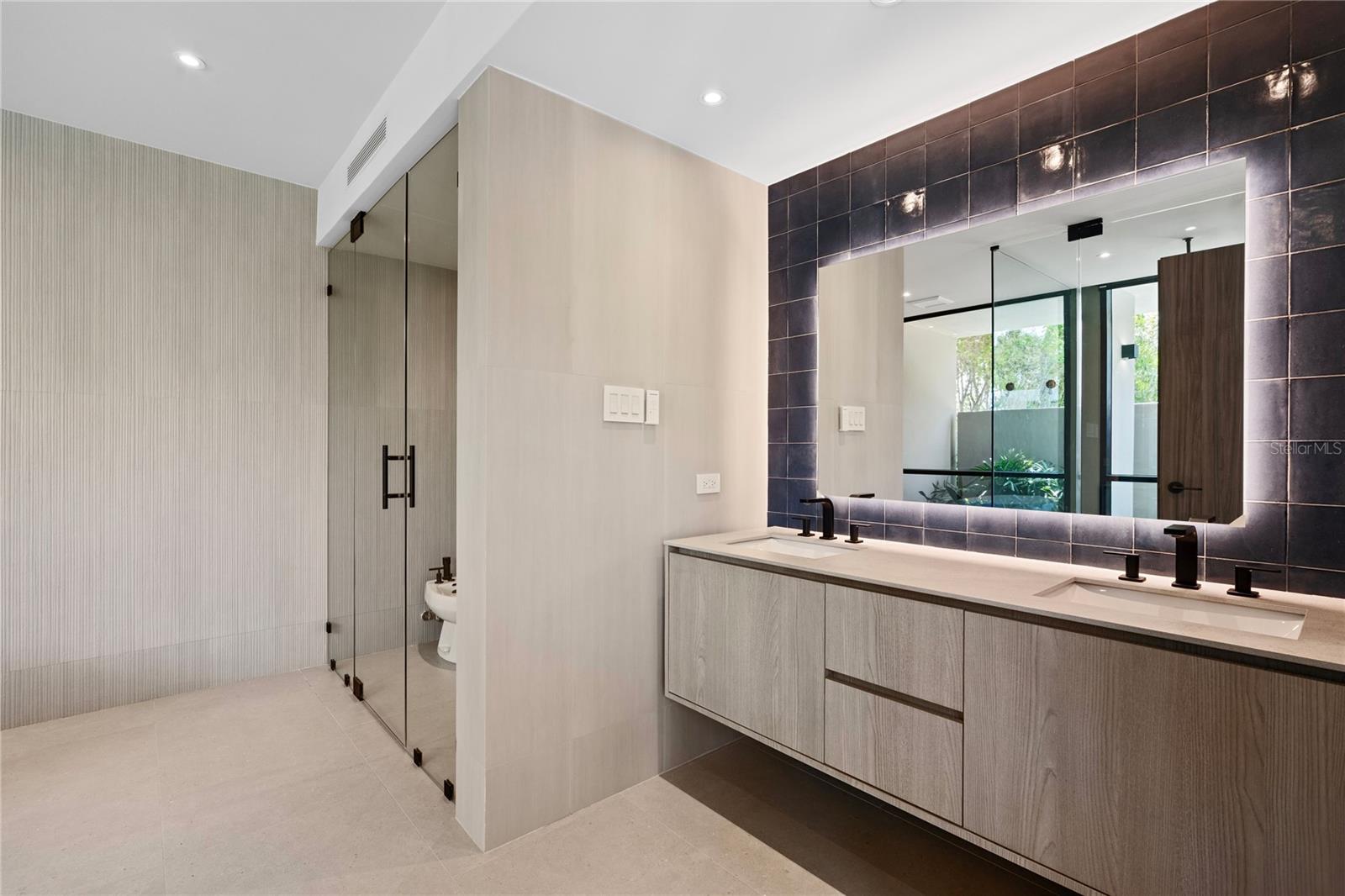 DORADO BEACH EAST - Residential