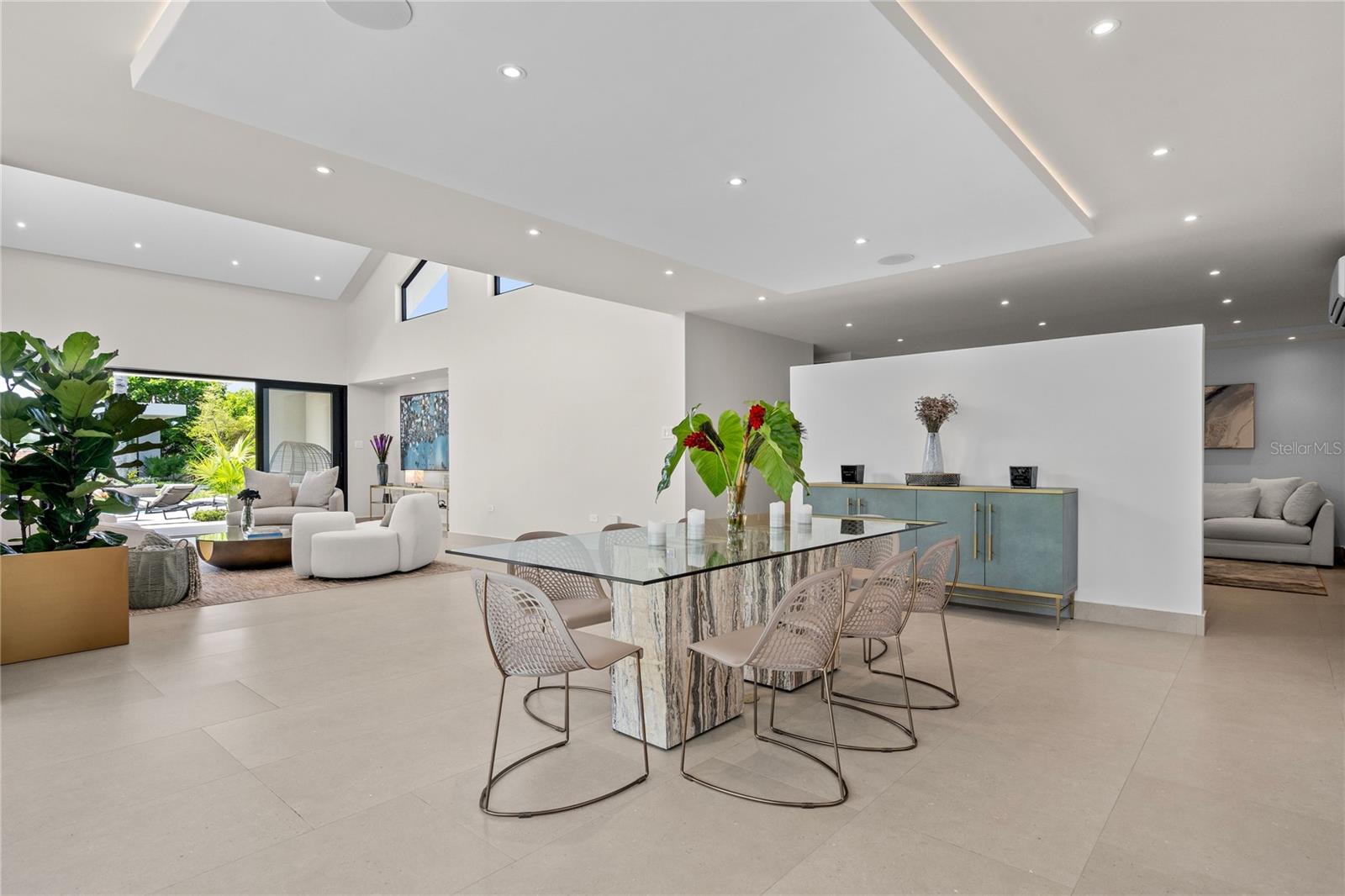 DORADO BEACH EAST - Residential