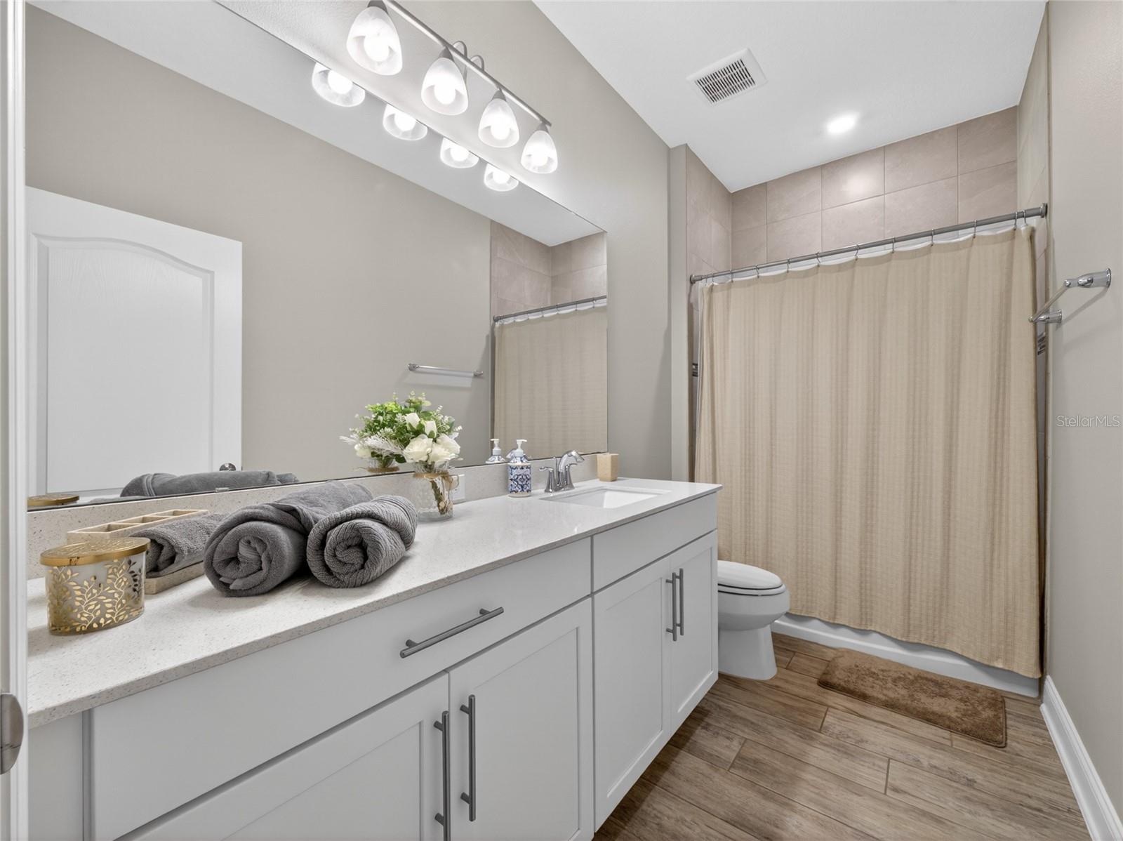 RUBY LAKE PH 2 - Residential