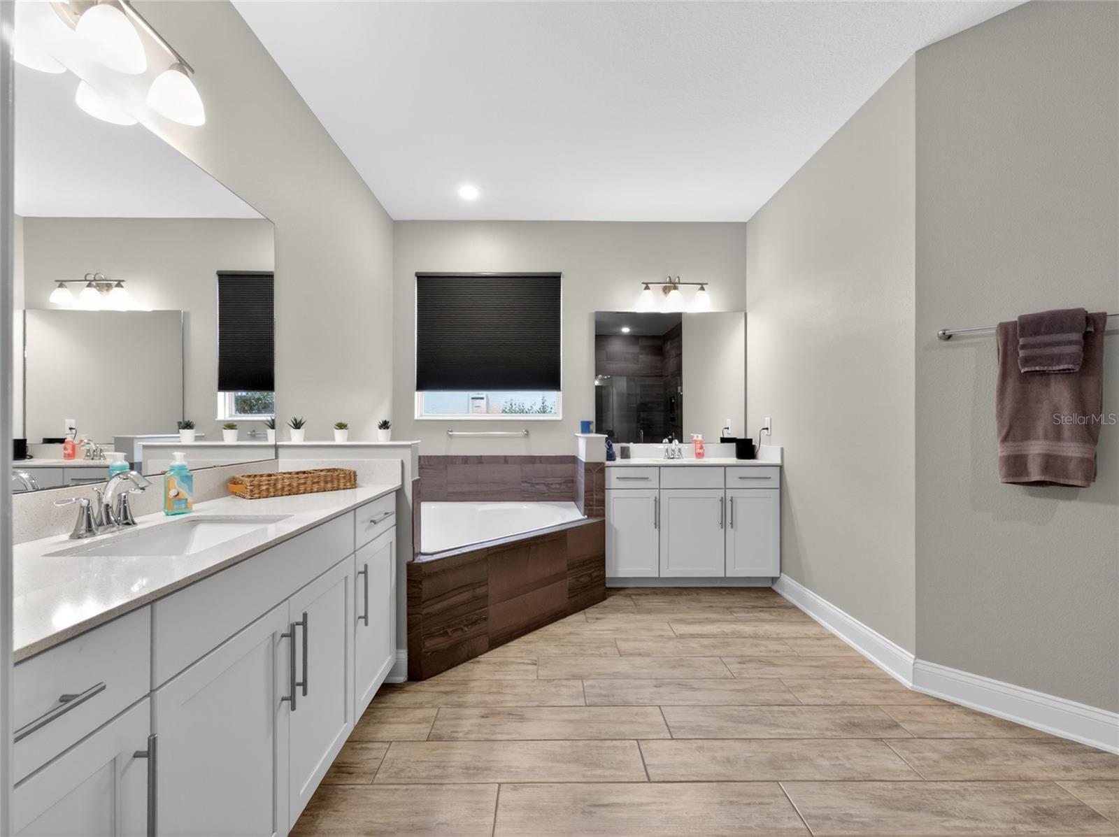 RUBY LAKE PH 2 - Residential