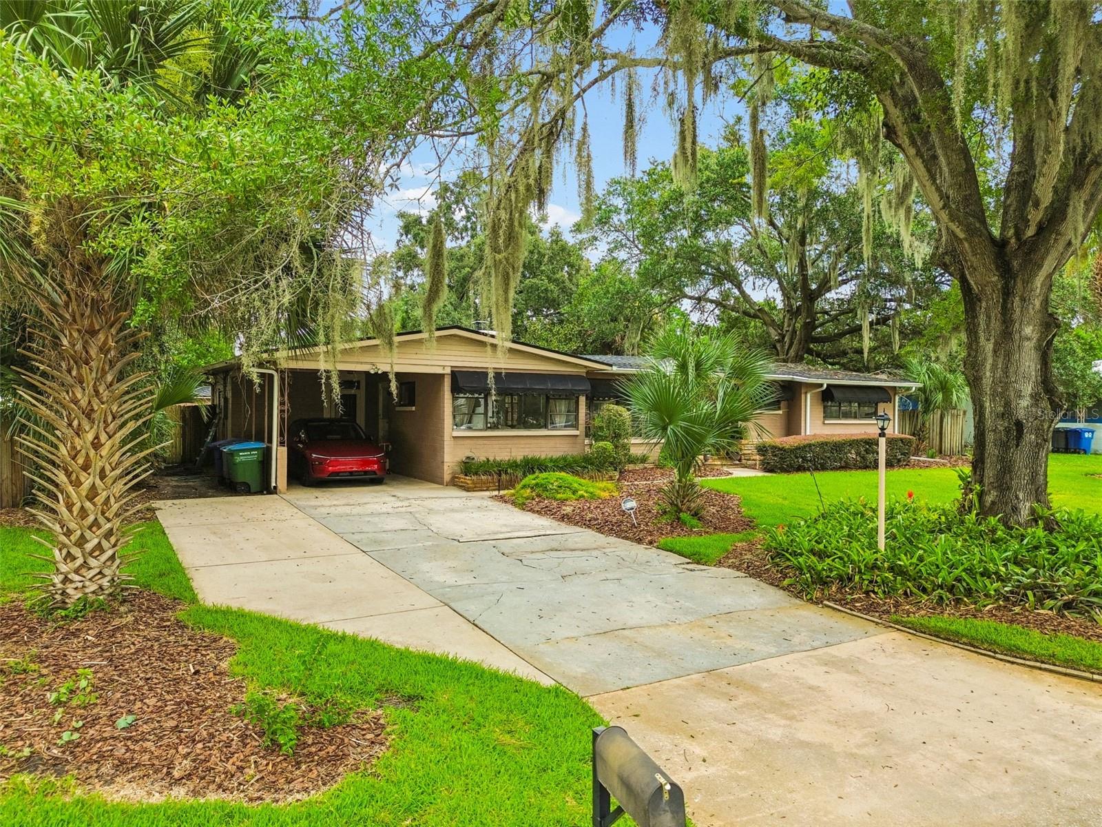 228 RIPPLING LANE