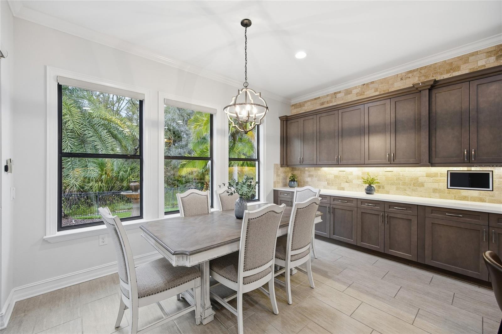 ESTANCIA - Residential