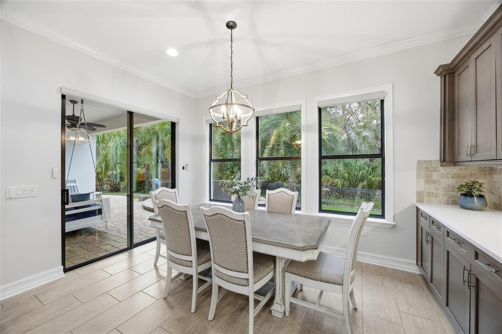 ESTANCIA - Residential