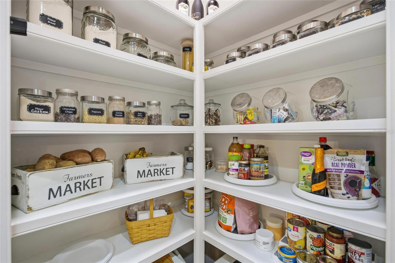 ESTANCIA - Residential