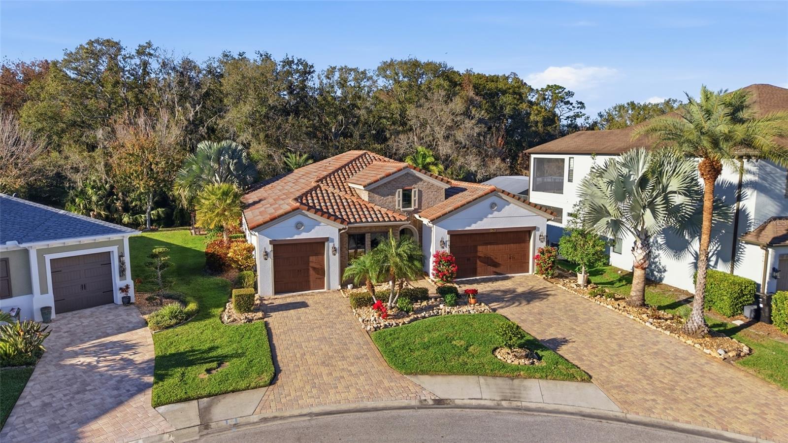 ESTANCIA - Residential