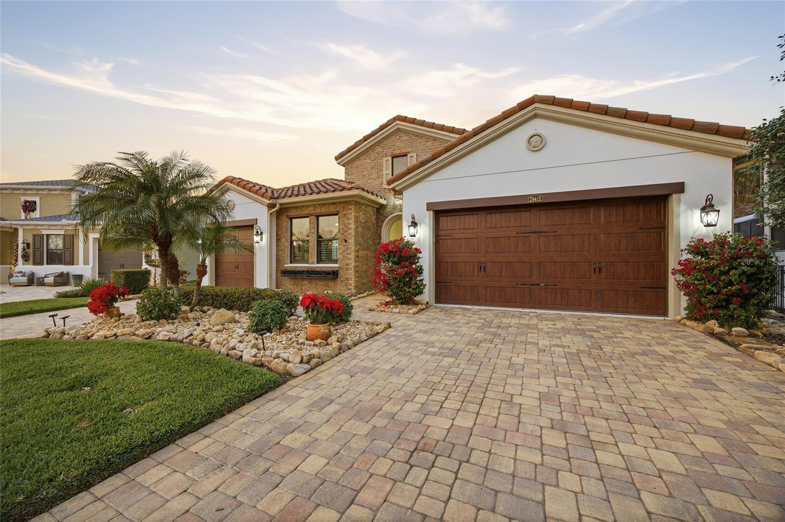 ESTANCIA - Residential