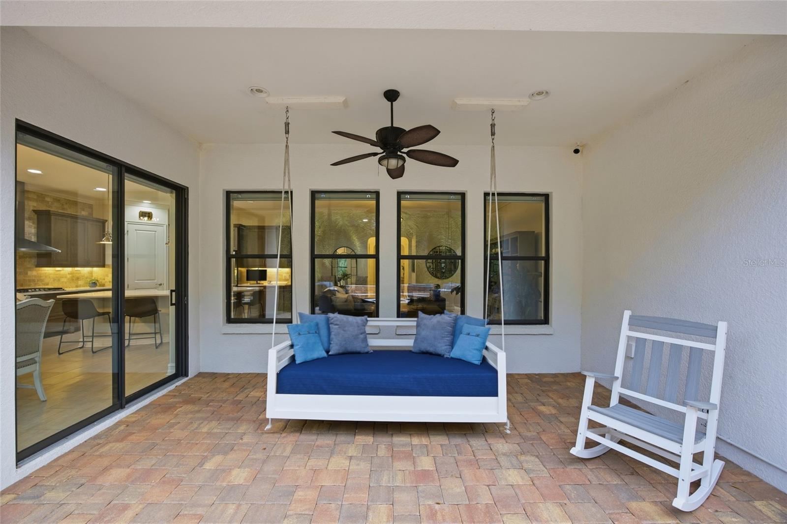 ESTANCIA - Residential