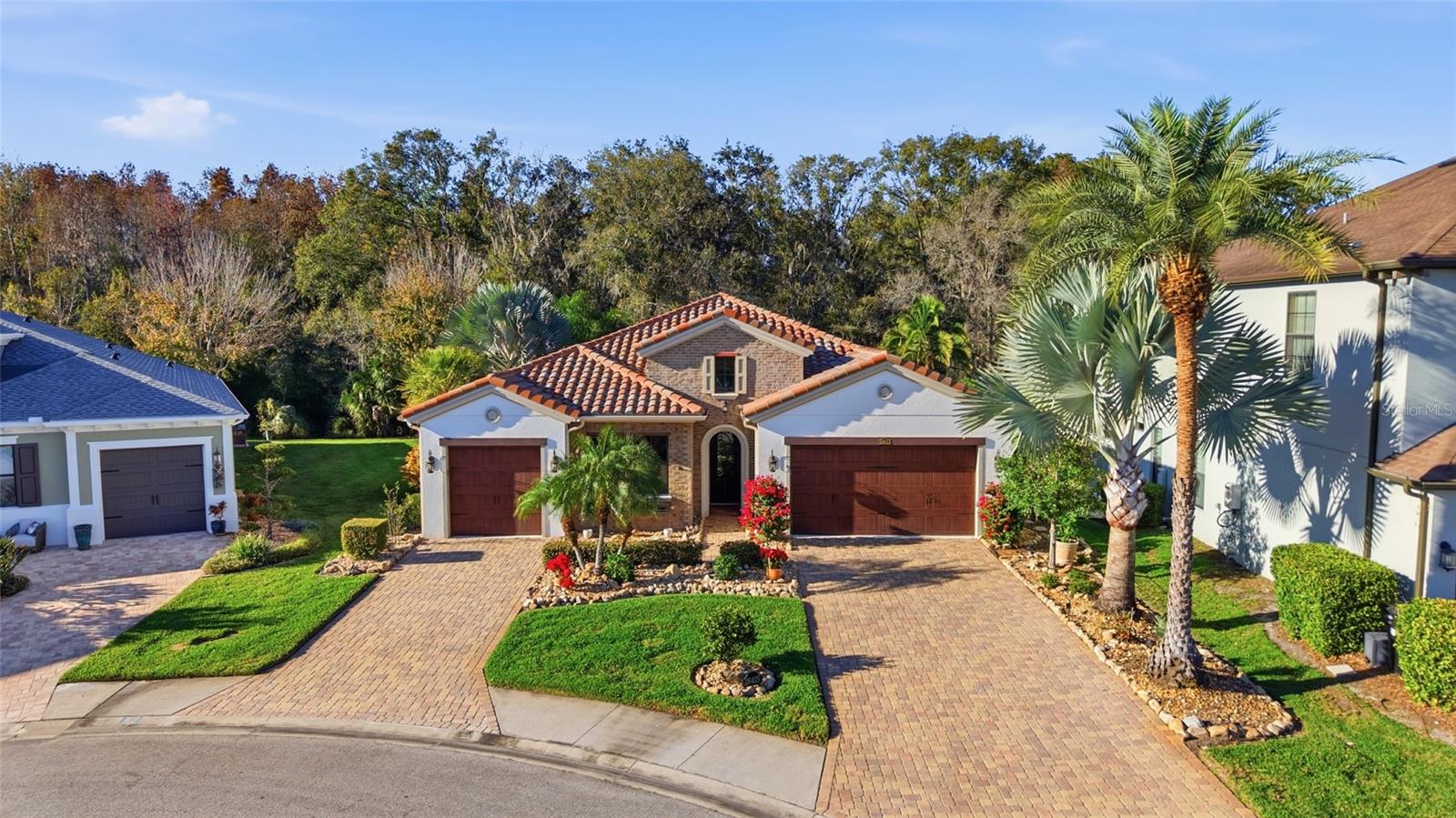 ESTANCIA - Residential