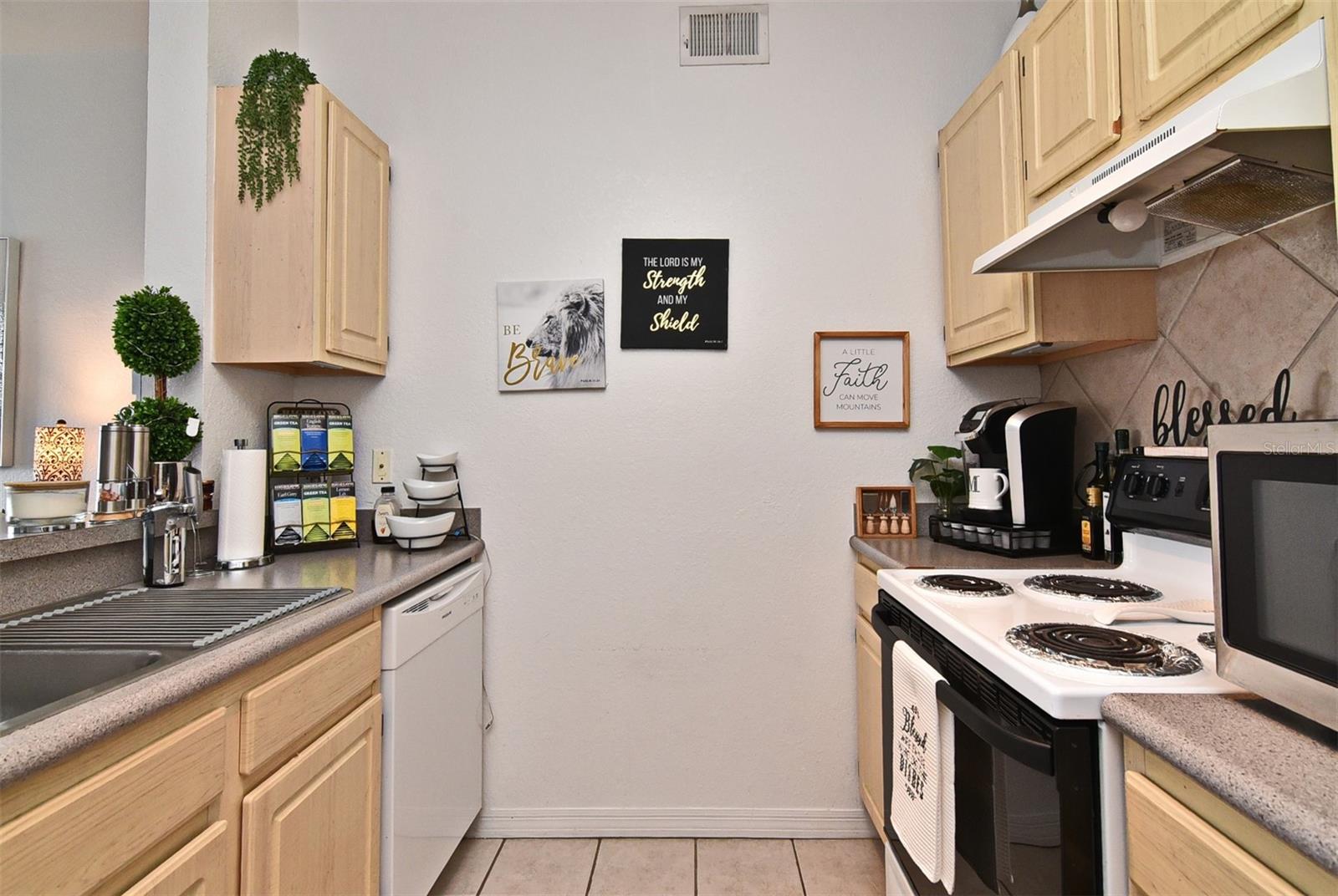 LEGACY DUNES CONDO - Residential Lease