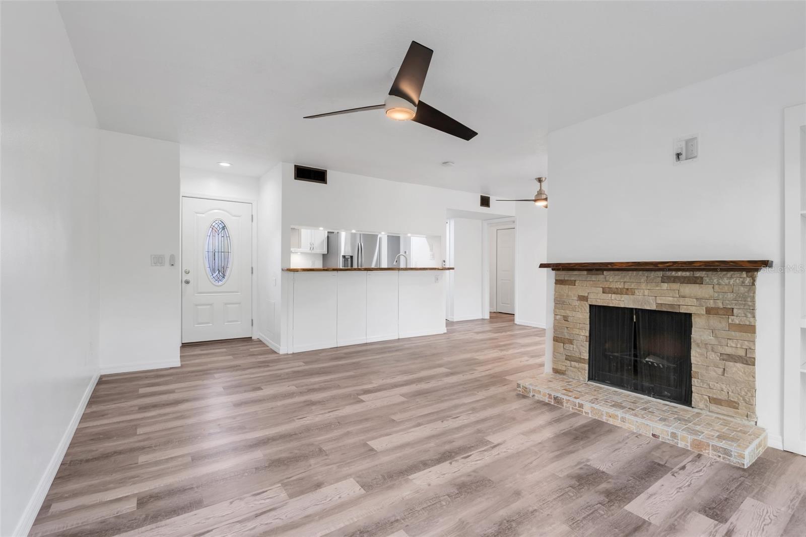 BUNKER HILL INC - Residential