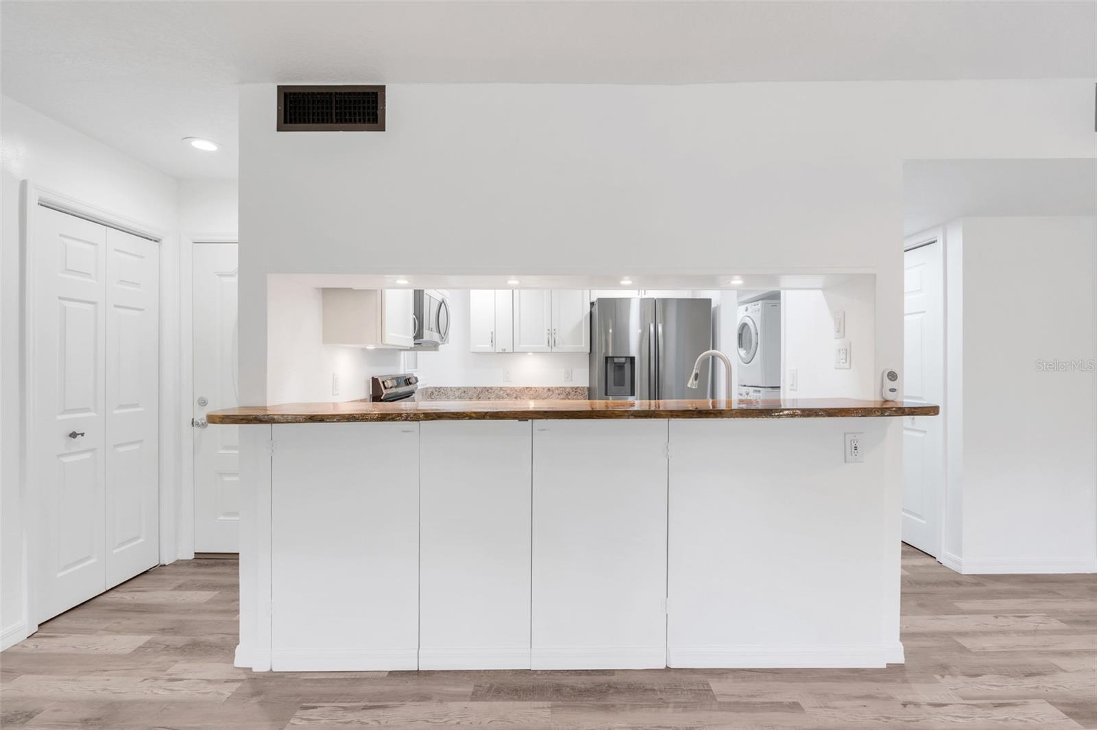 BUNKER HILL INC - Residential