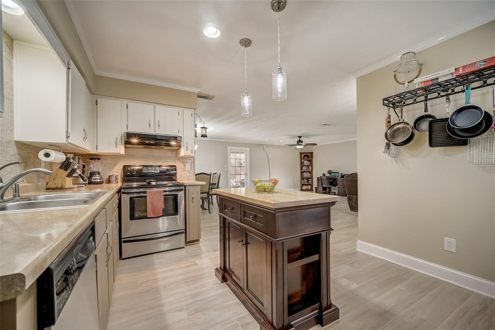 Country Walk Ph 02 - Residential