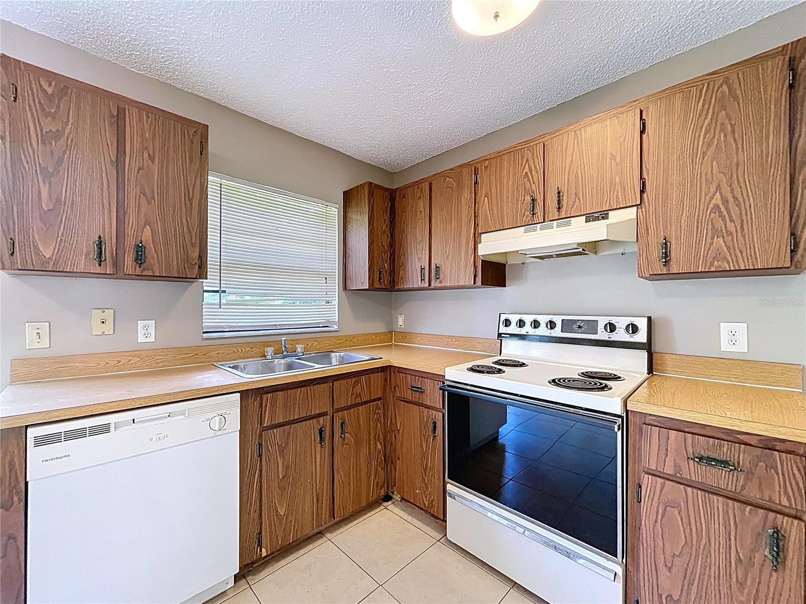 3251 GRETNA DRIVE