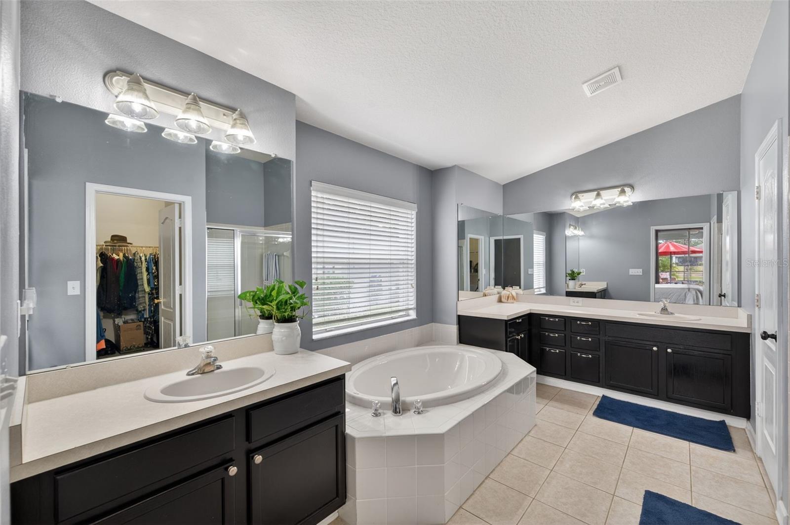 PINE GLEN - Residential