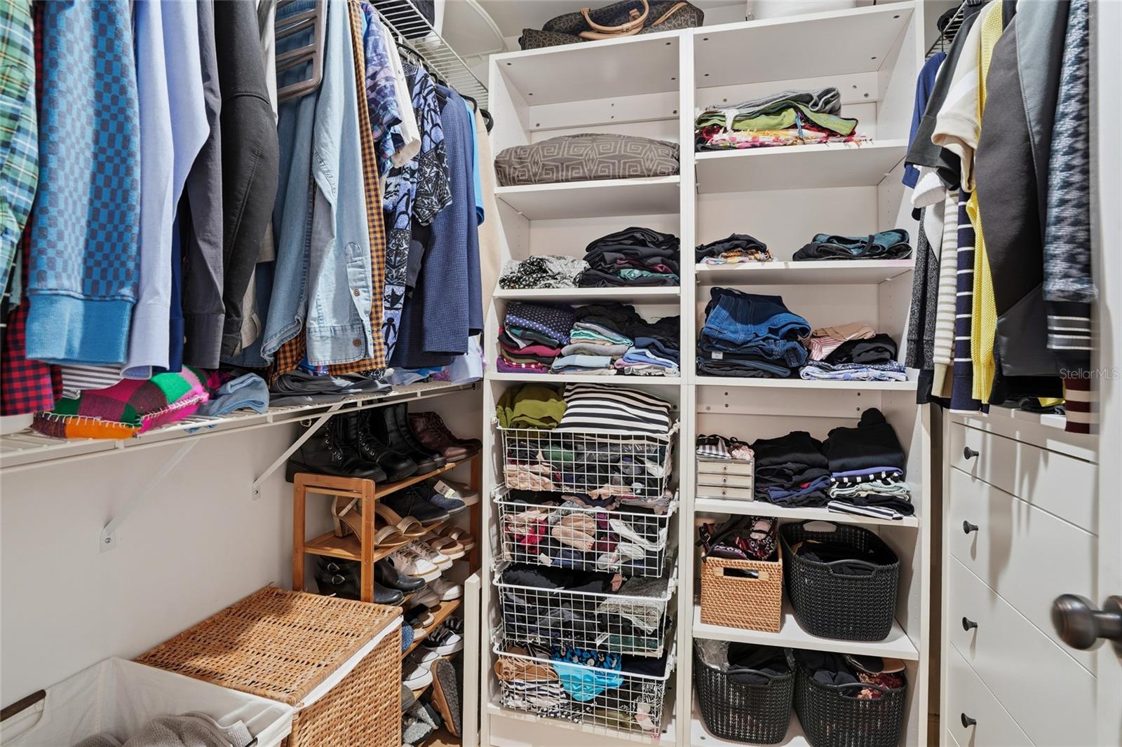 WINSTON PARK - Residential