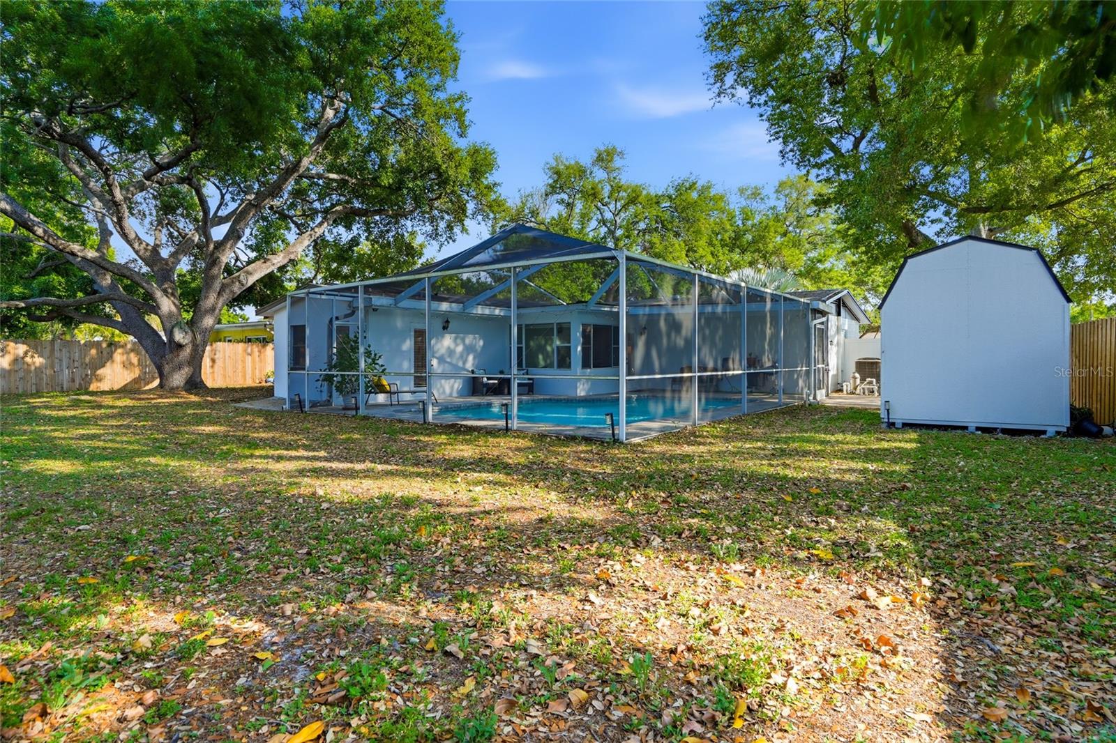 WINSTON PARK - Residential