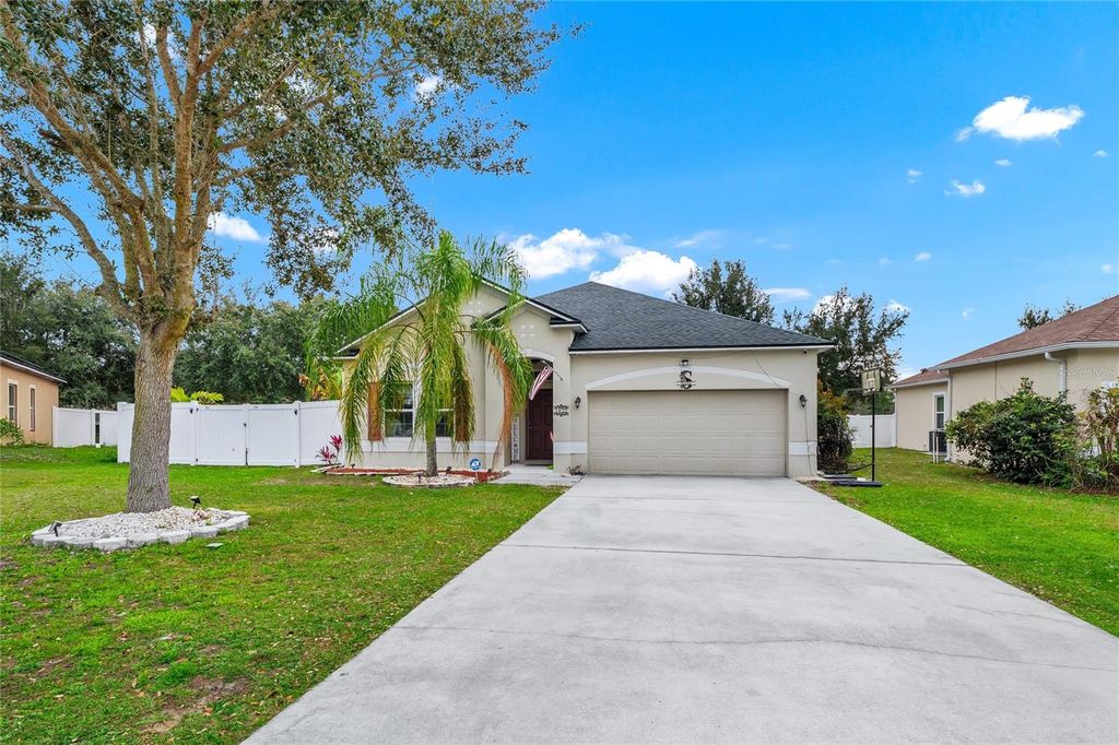 Photo of 1832 Piedmont Court, Mascotte, FL 34753 (MLS # G5107213)