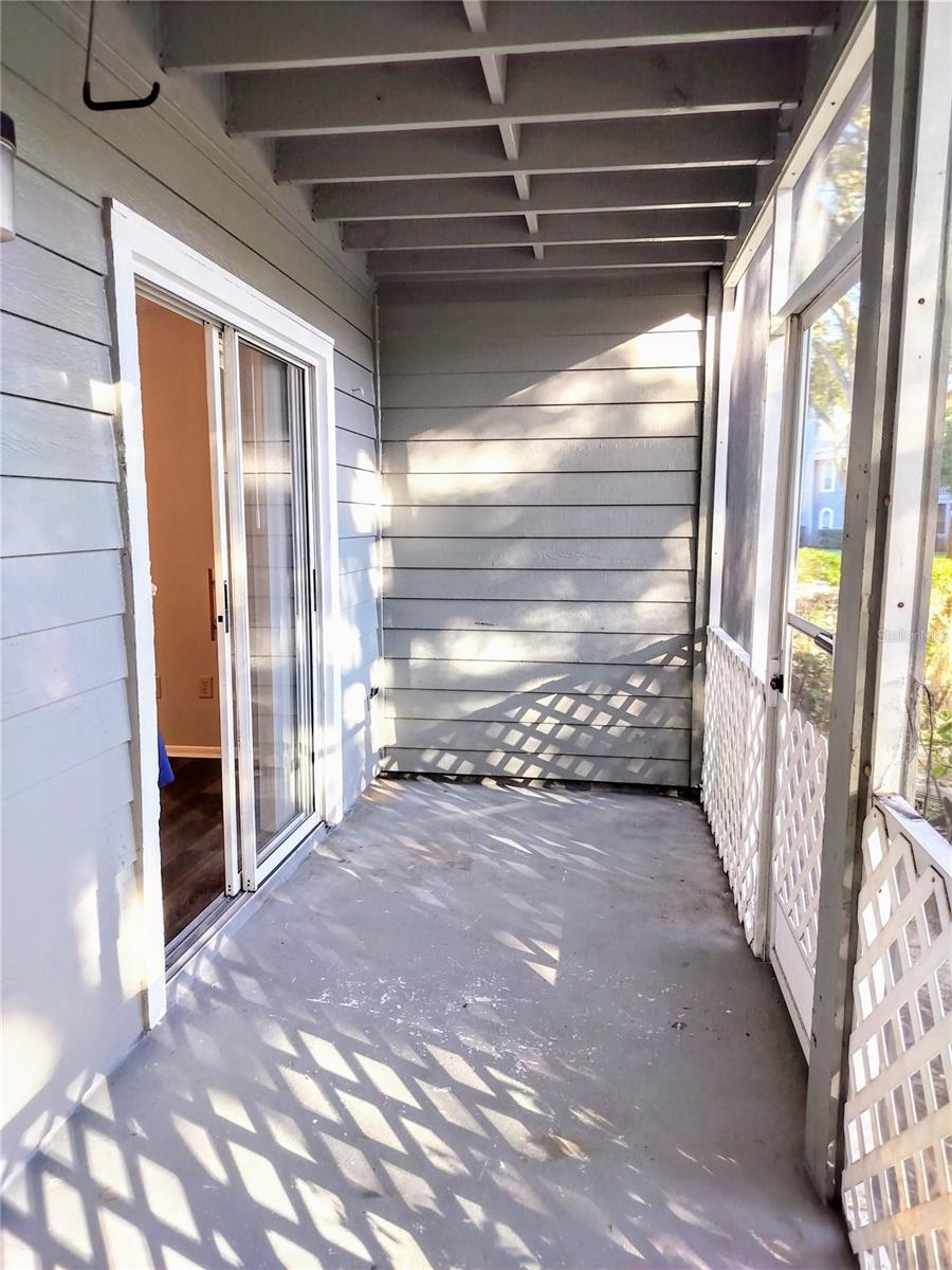 RAINTREE VILLAGE CONDO N - Residential