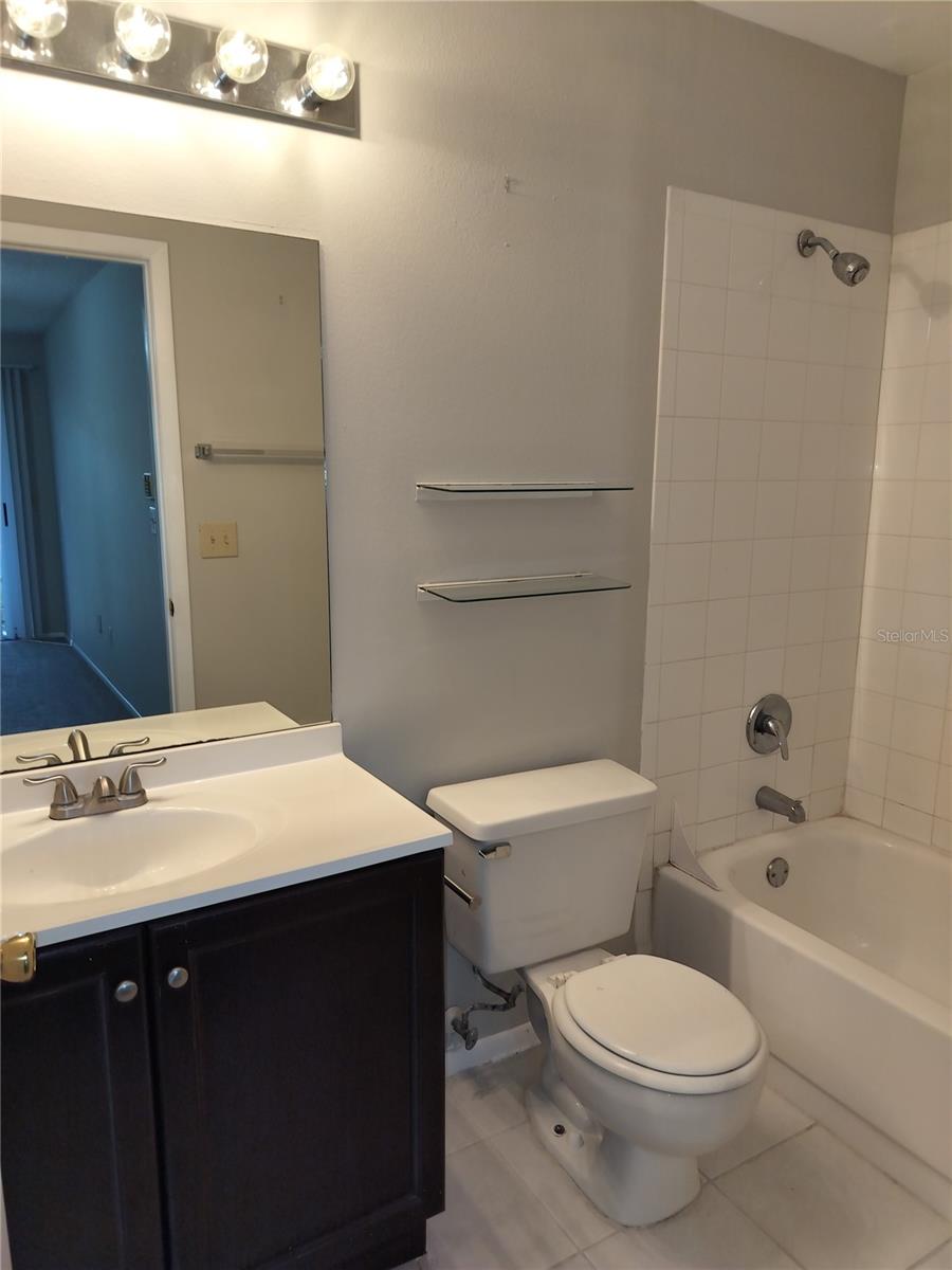 RAINTREE VILLAGE CONDO N - Residential