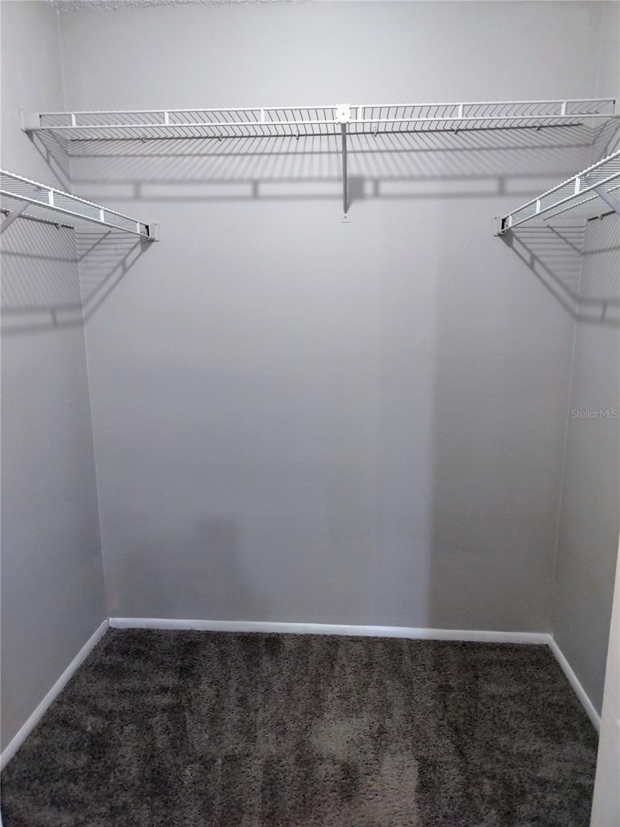 RAINTREE VILLAGE CONDO N - Residential