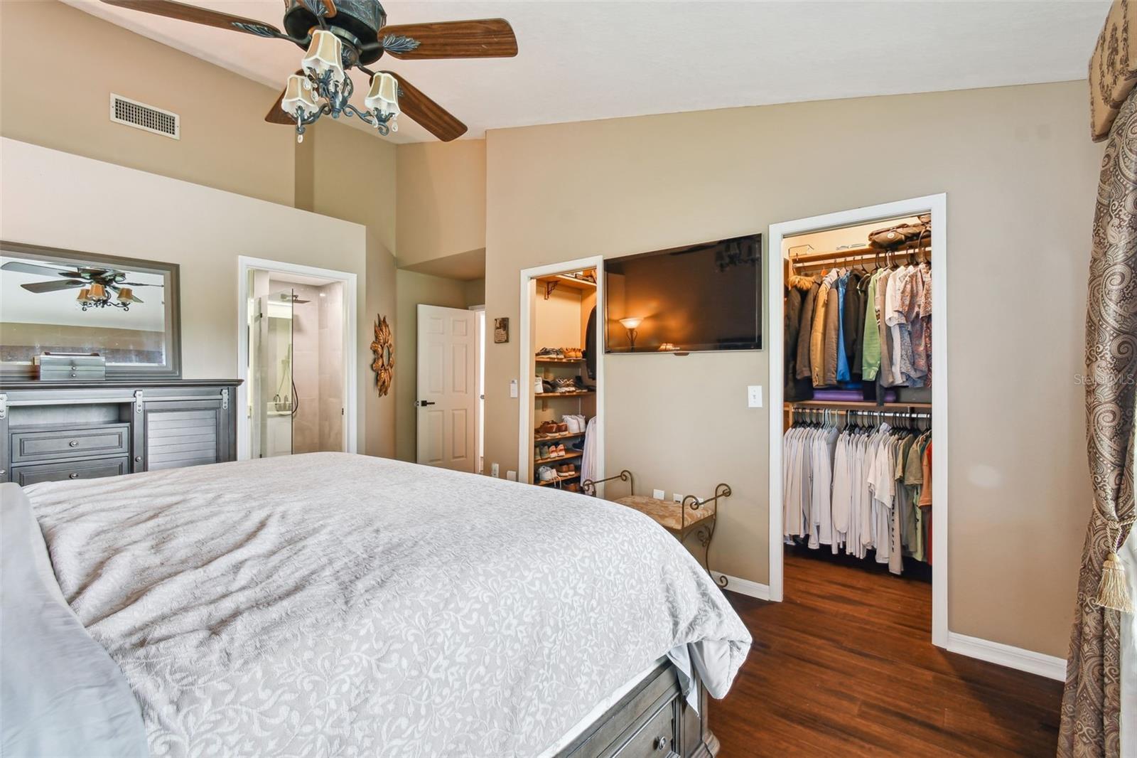 HUNTERS GREEN PRCL 17B PH 1B/ - Residential Lease