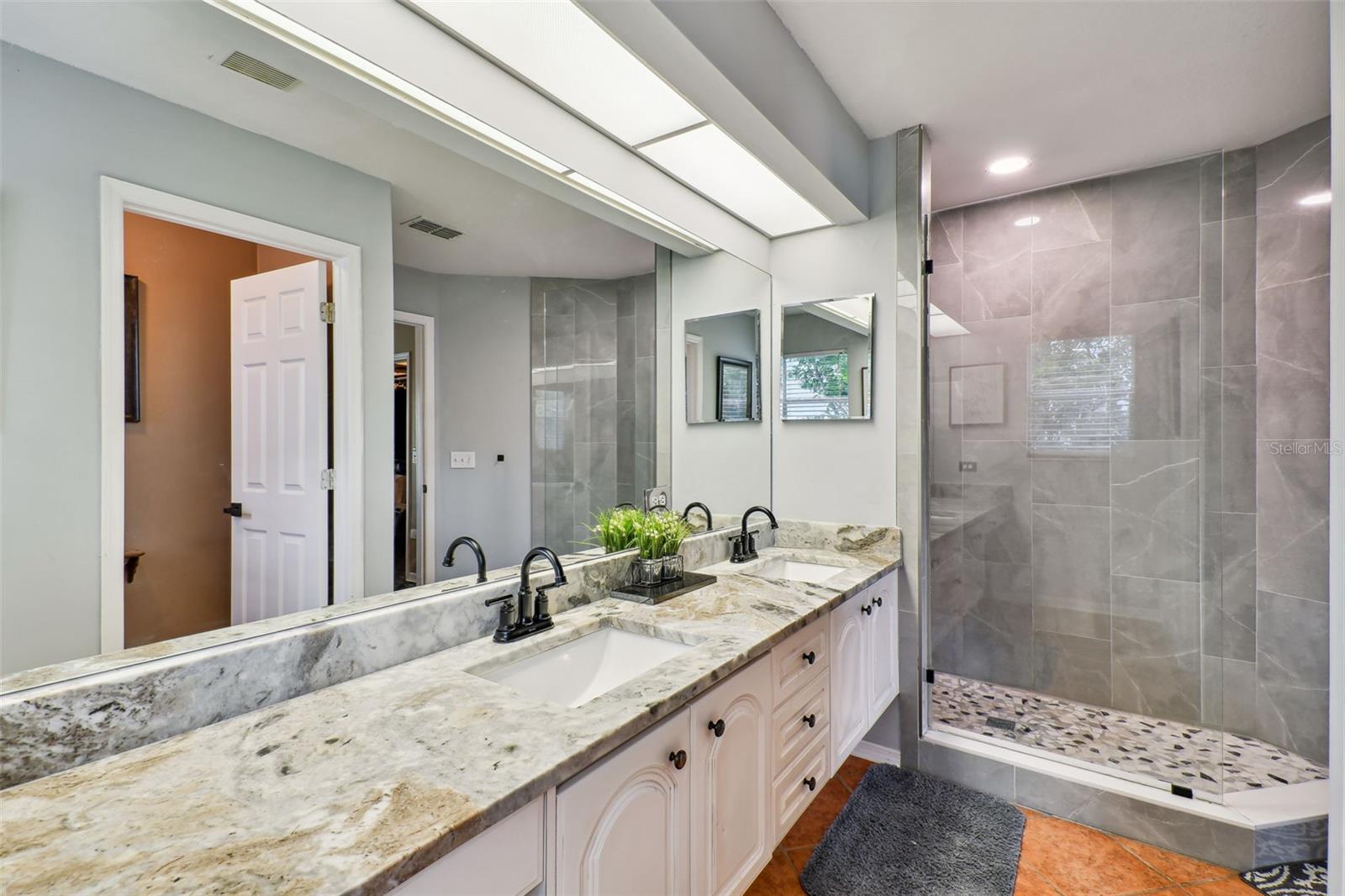 HUNTERS GREEN PRCL 17B PH 1B/ - Residential Lease