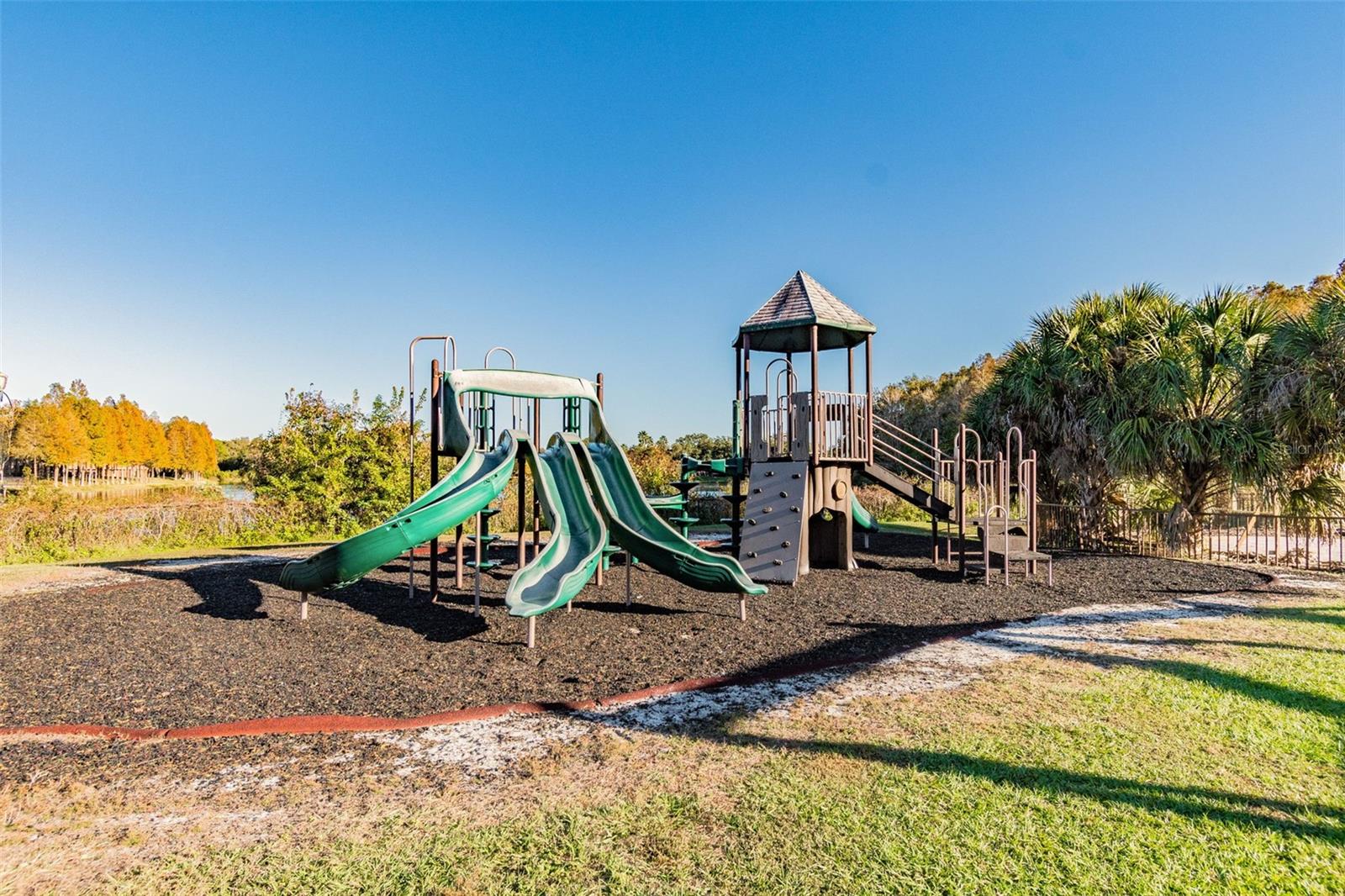 HUNTERS GREEN PRCL 17B PH 1B/ - Residential Lease