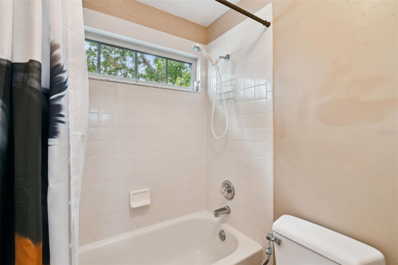 HUNTERS GREEN PRCL 17B PH 1B/ - Residential Lease