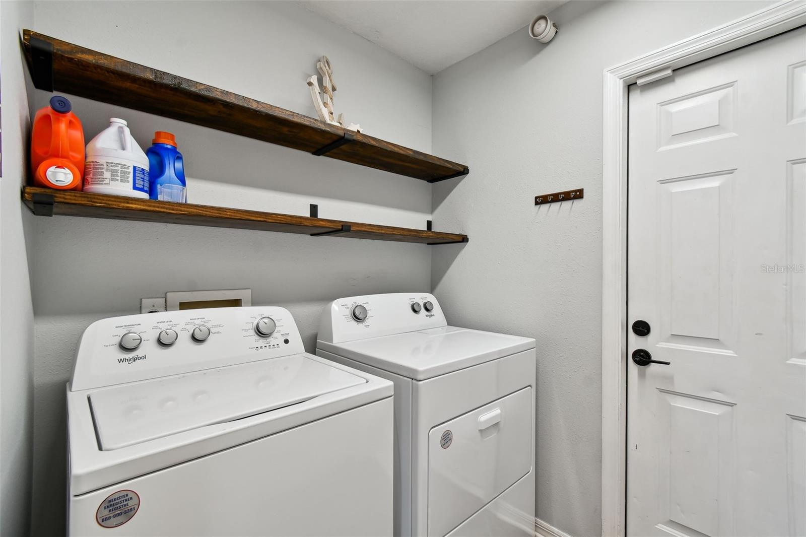 HUNTERS GREEN PRCL 17B PH 1B/ - Residential Lease