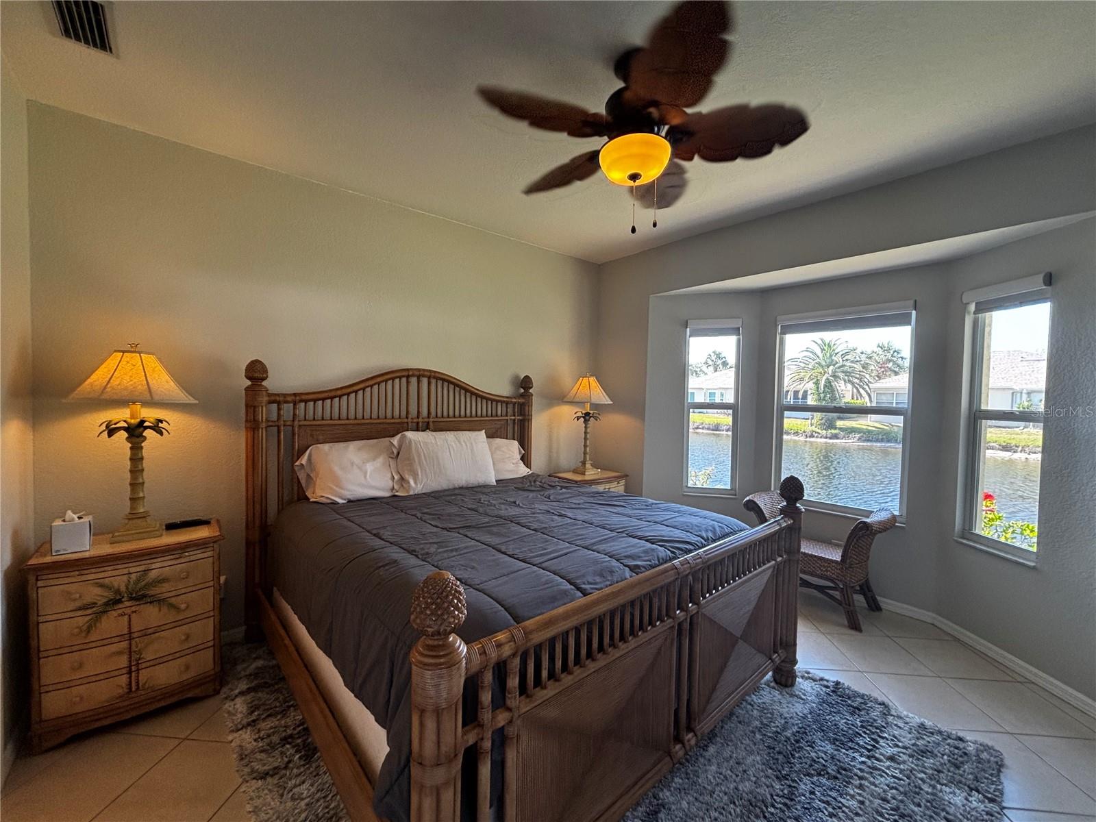 FOUNTAIN VIEW VILLAS - Residential Lease