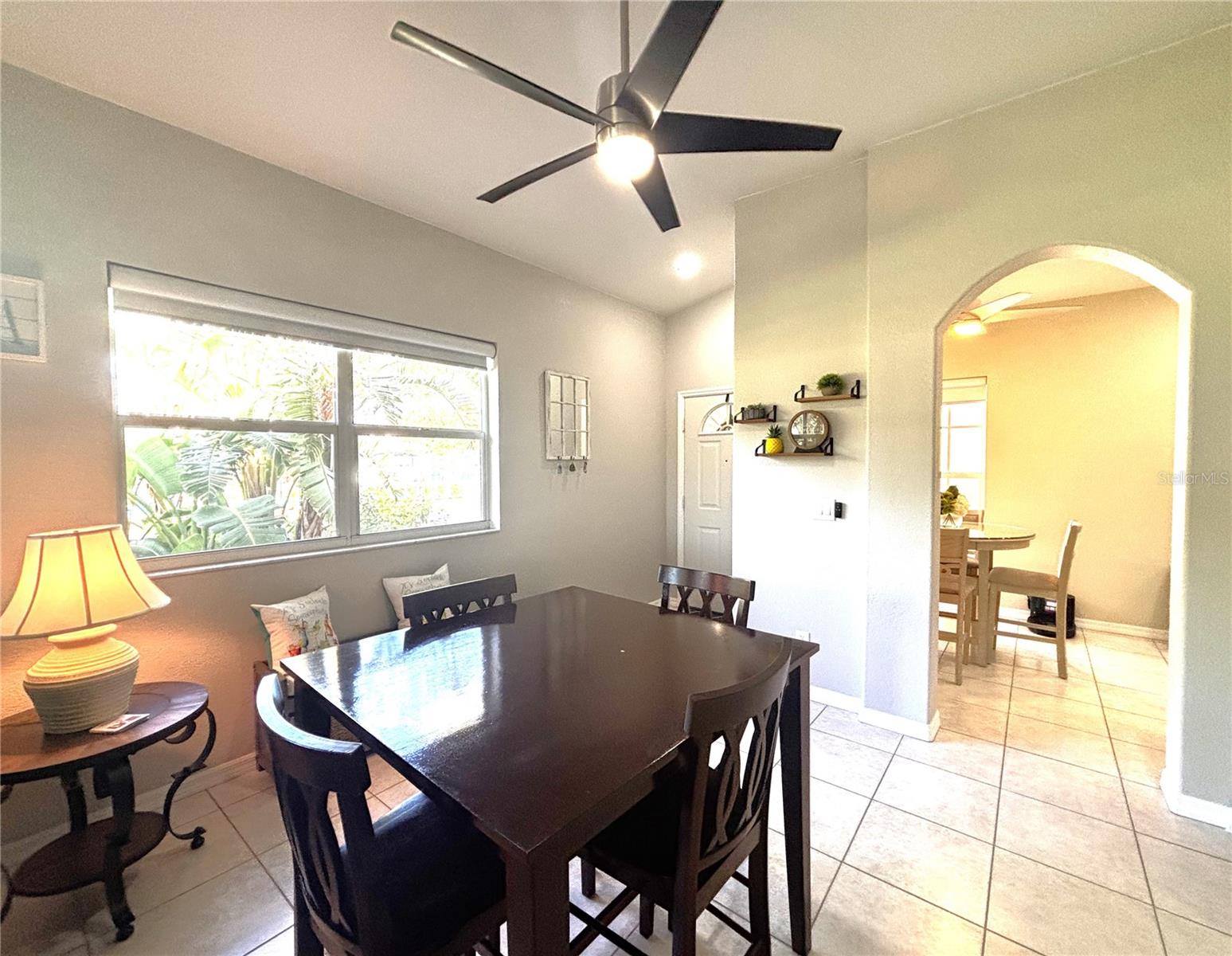 FOUNTAIN VIEW VILLAS - Residential Lease