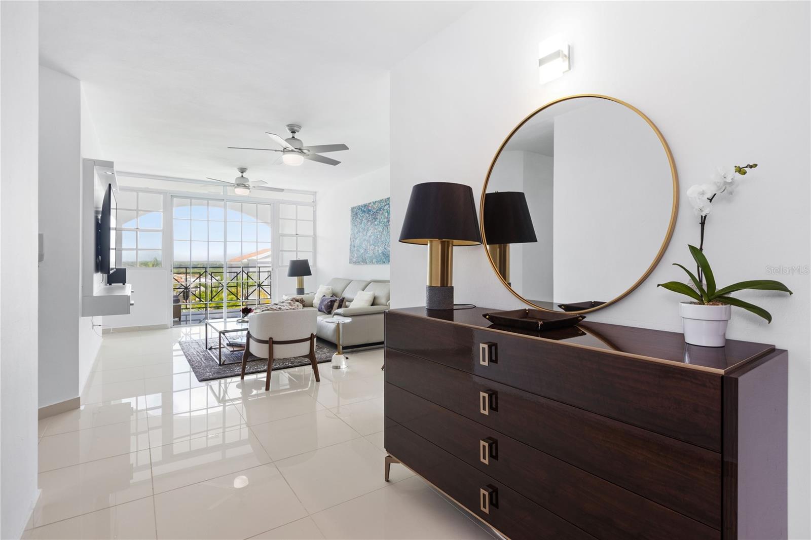 ROYAL PALM F PR 6690 301