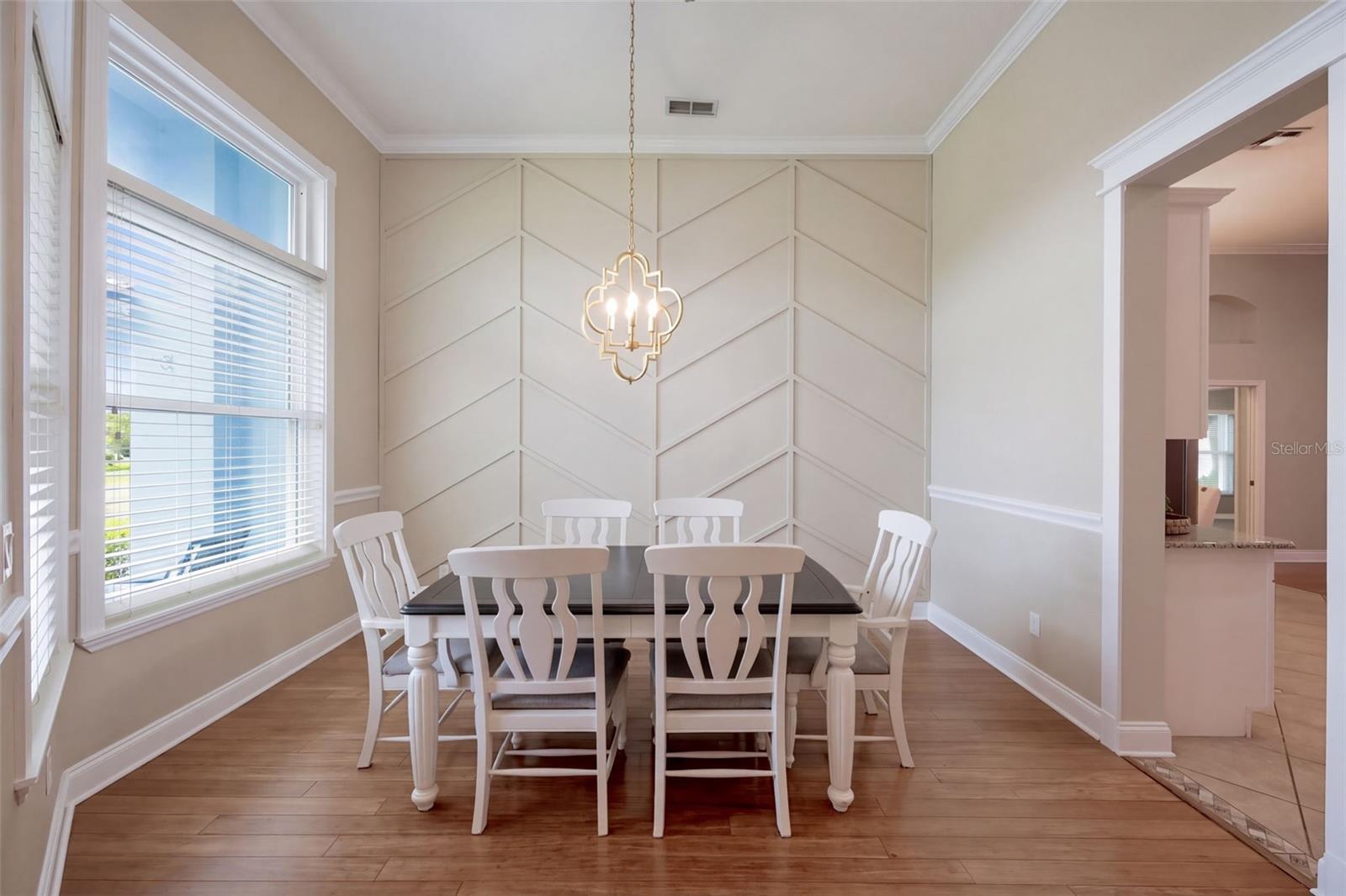 844 GOLDEN POND COURT
