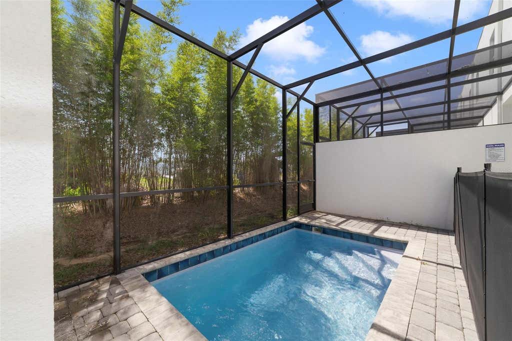 Photo of 340 Famagusta Drive, Davenport, FL 33896 (MLS # O6433077)