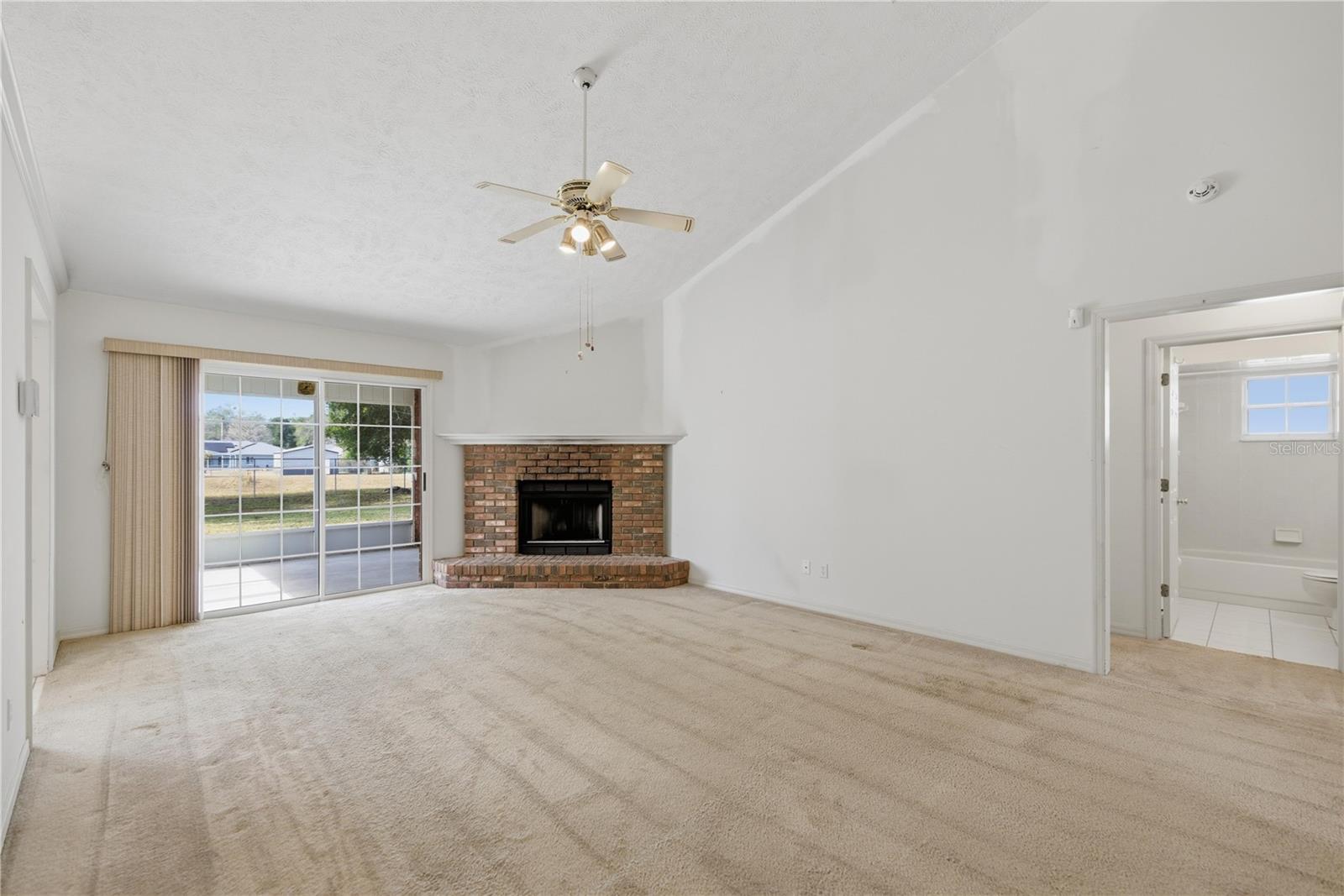 KINGS COURT - Residential